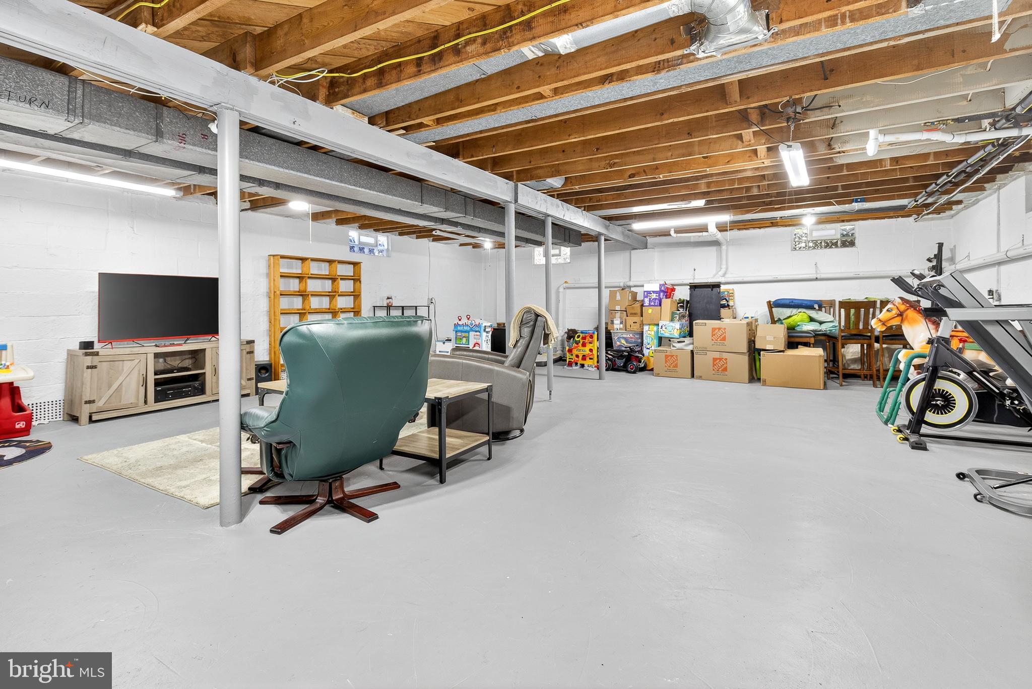 COLONIAL PARK - Residential