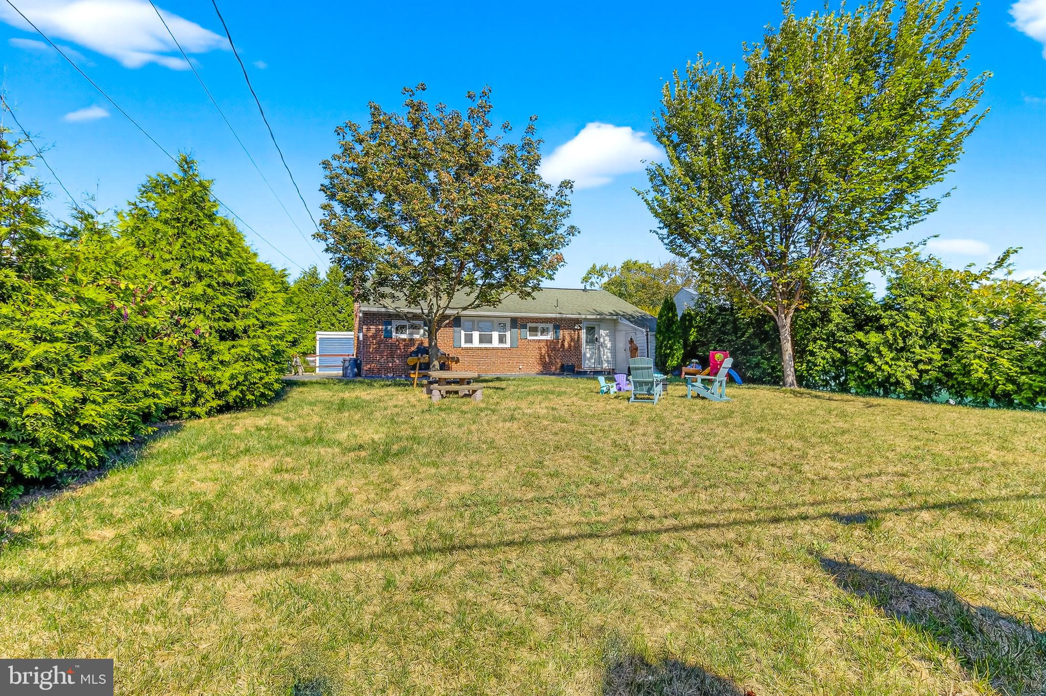 COLONIAL PARK - Residential