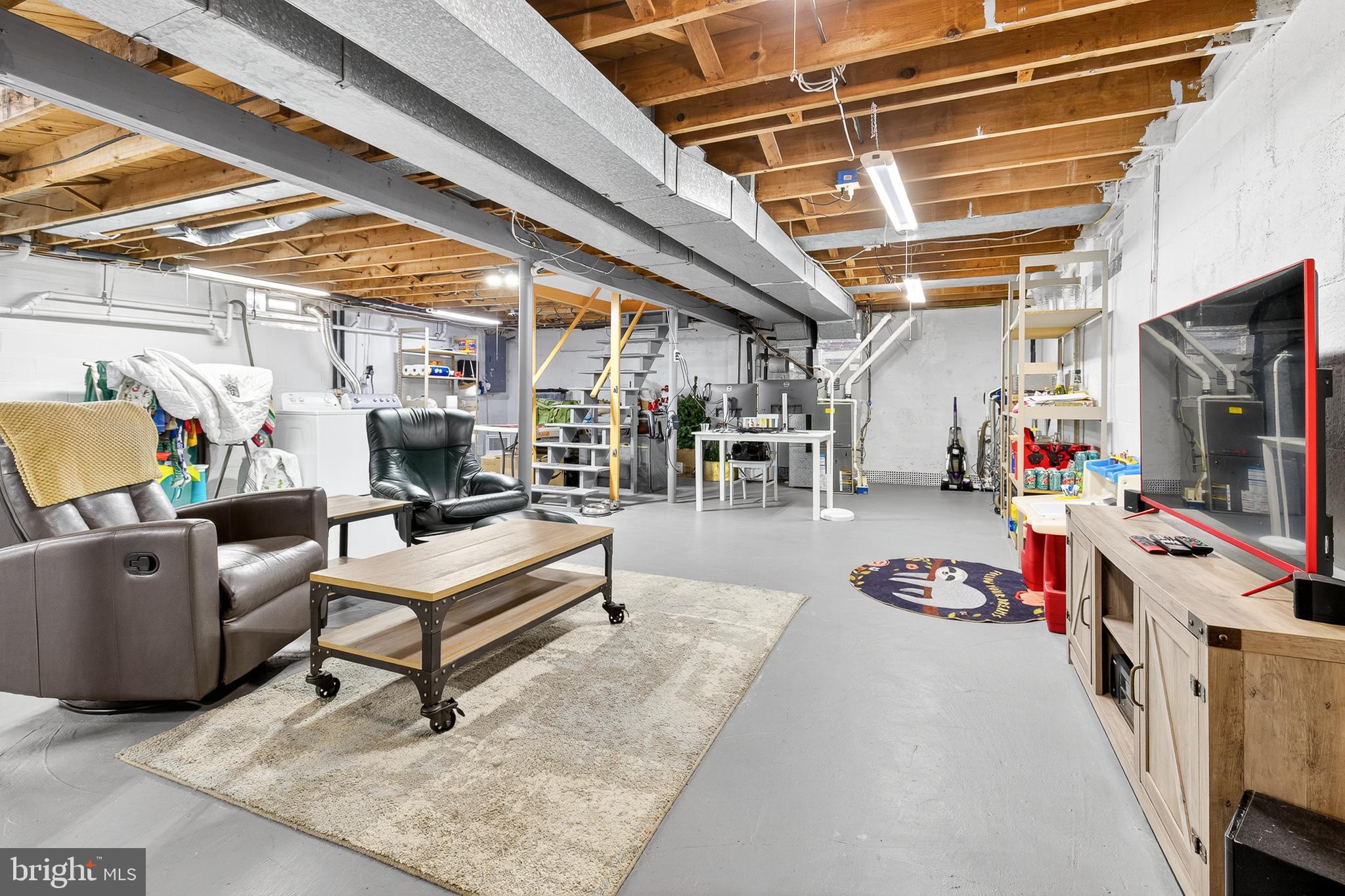 COLONIAL PARK - Residential