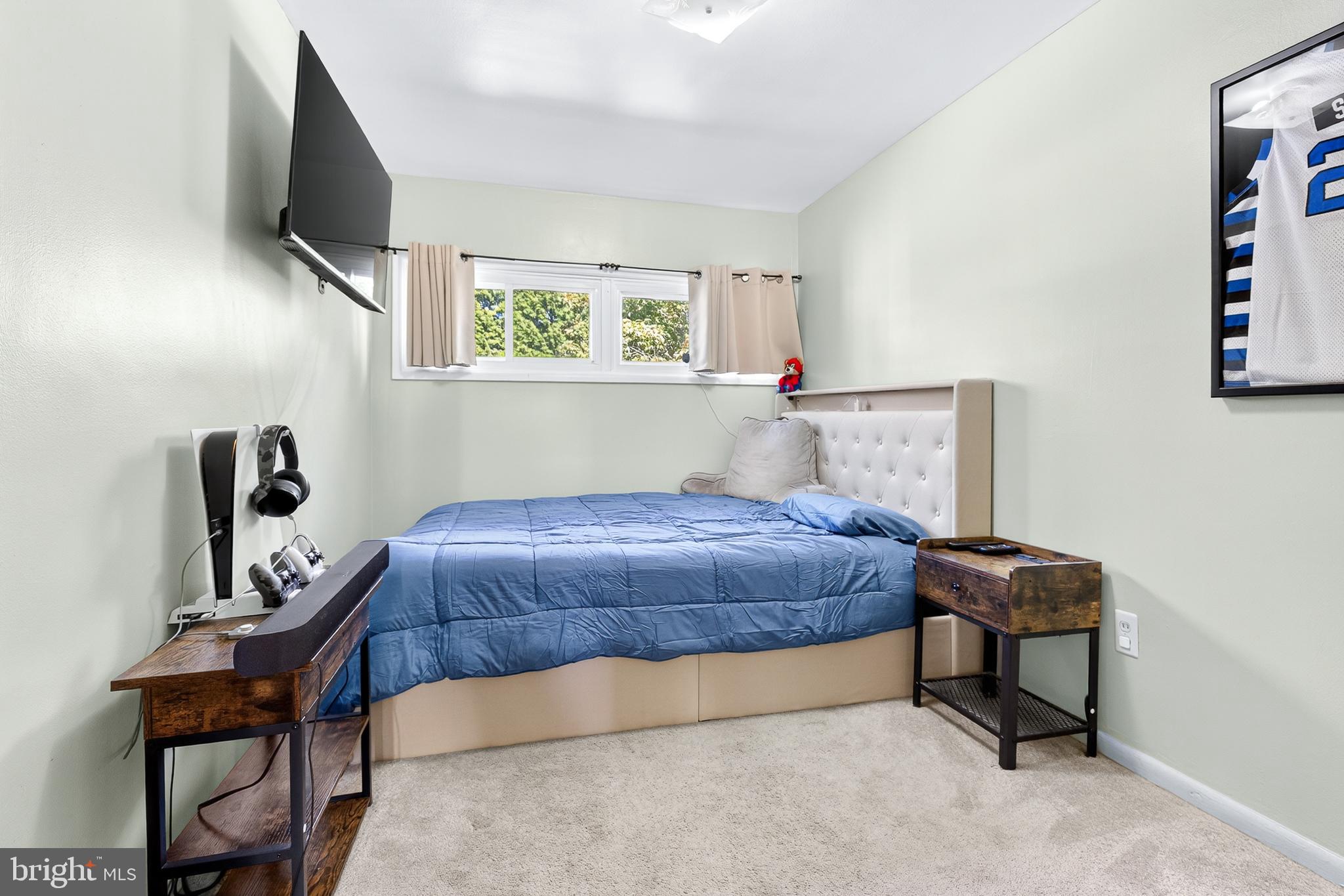 COLONIAL PARK - Residential