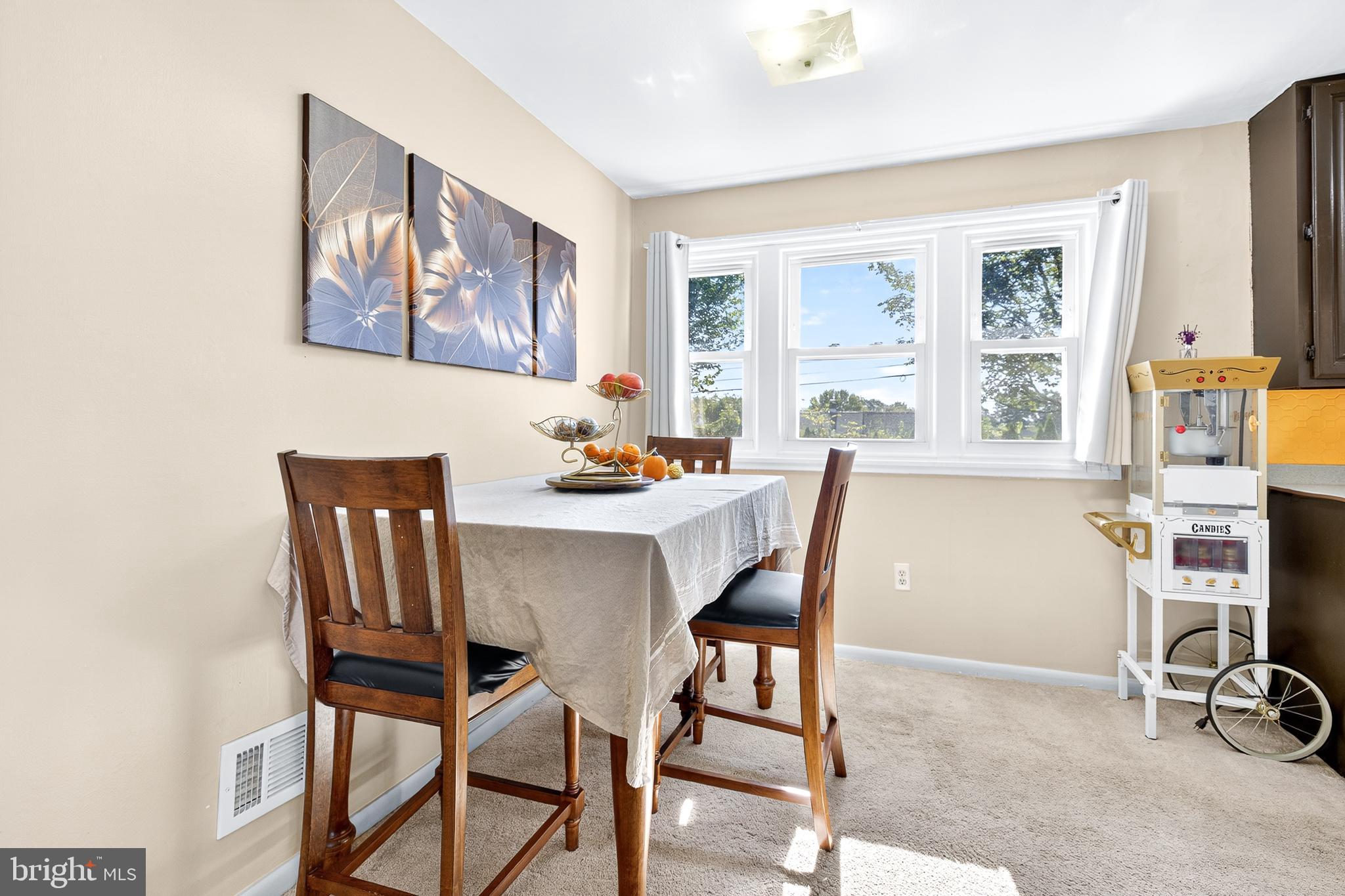 COLONIAL PARK - Residential