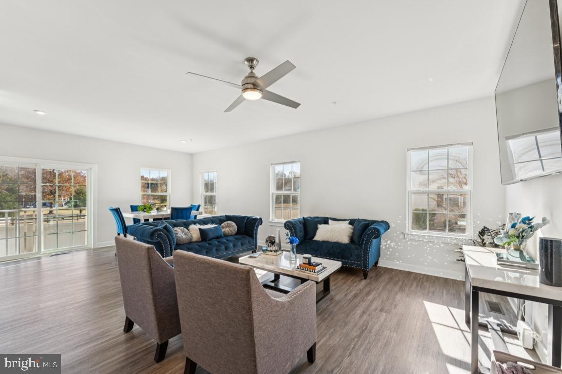 CHRISTOPHER POINTE - Residential