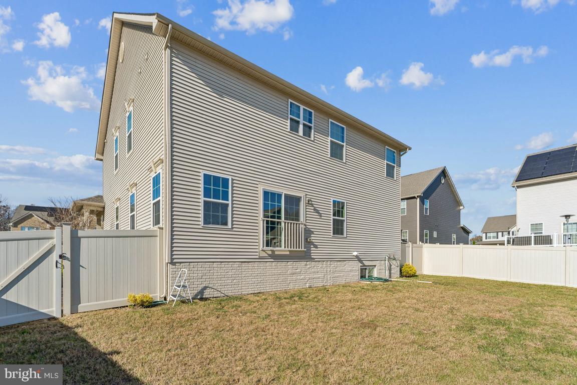 CHRISTOPHER POINTE - Residential