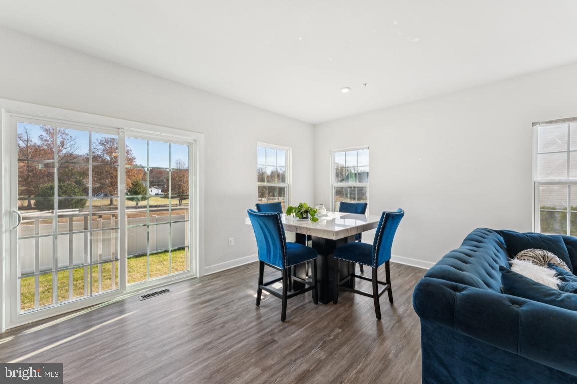 CHRISTOPHER POINTE - Residential