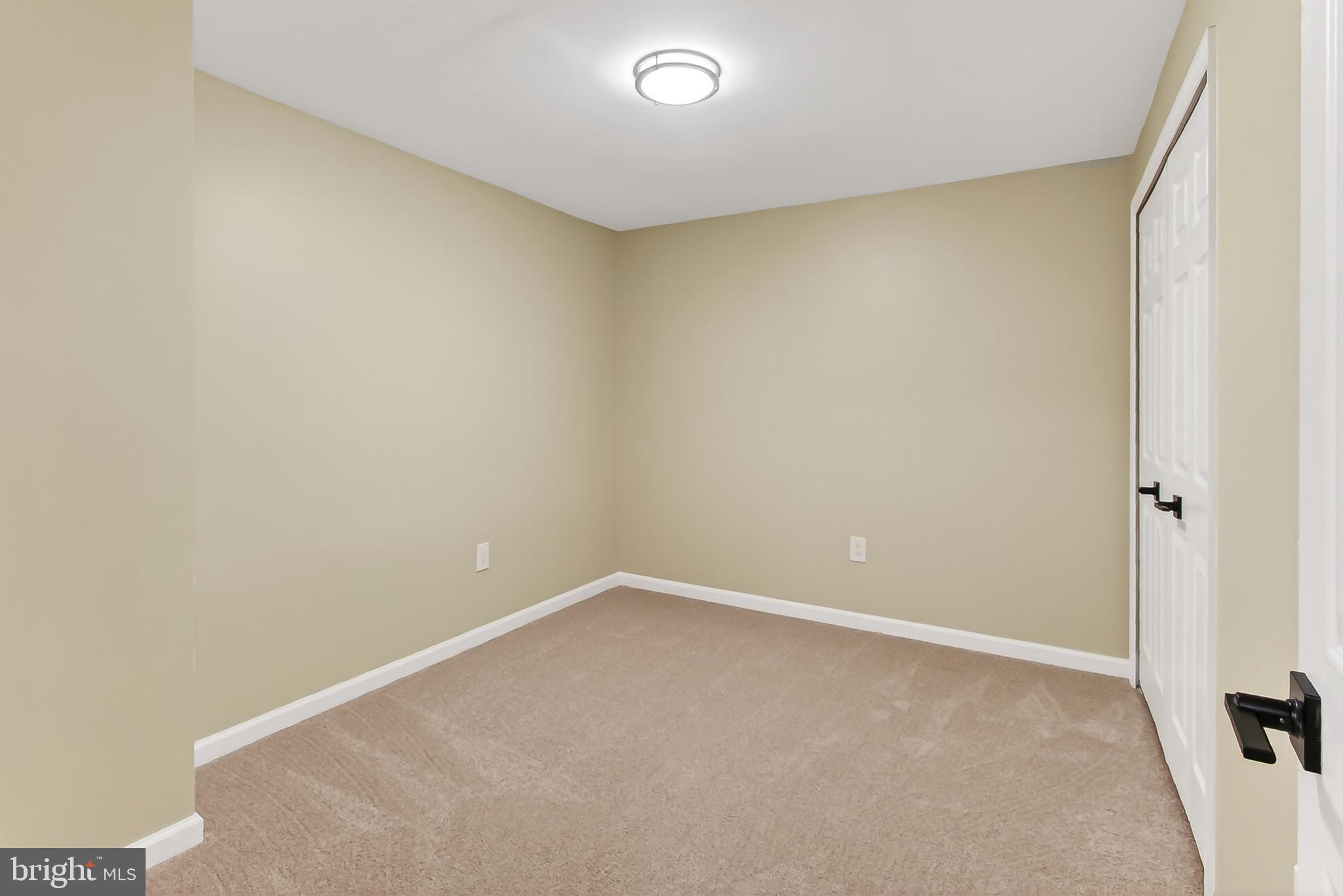 MONTCLAIR - Residential