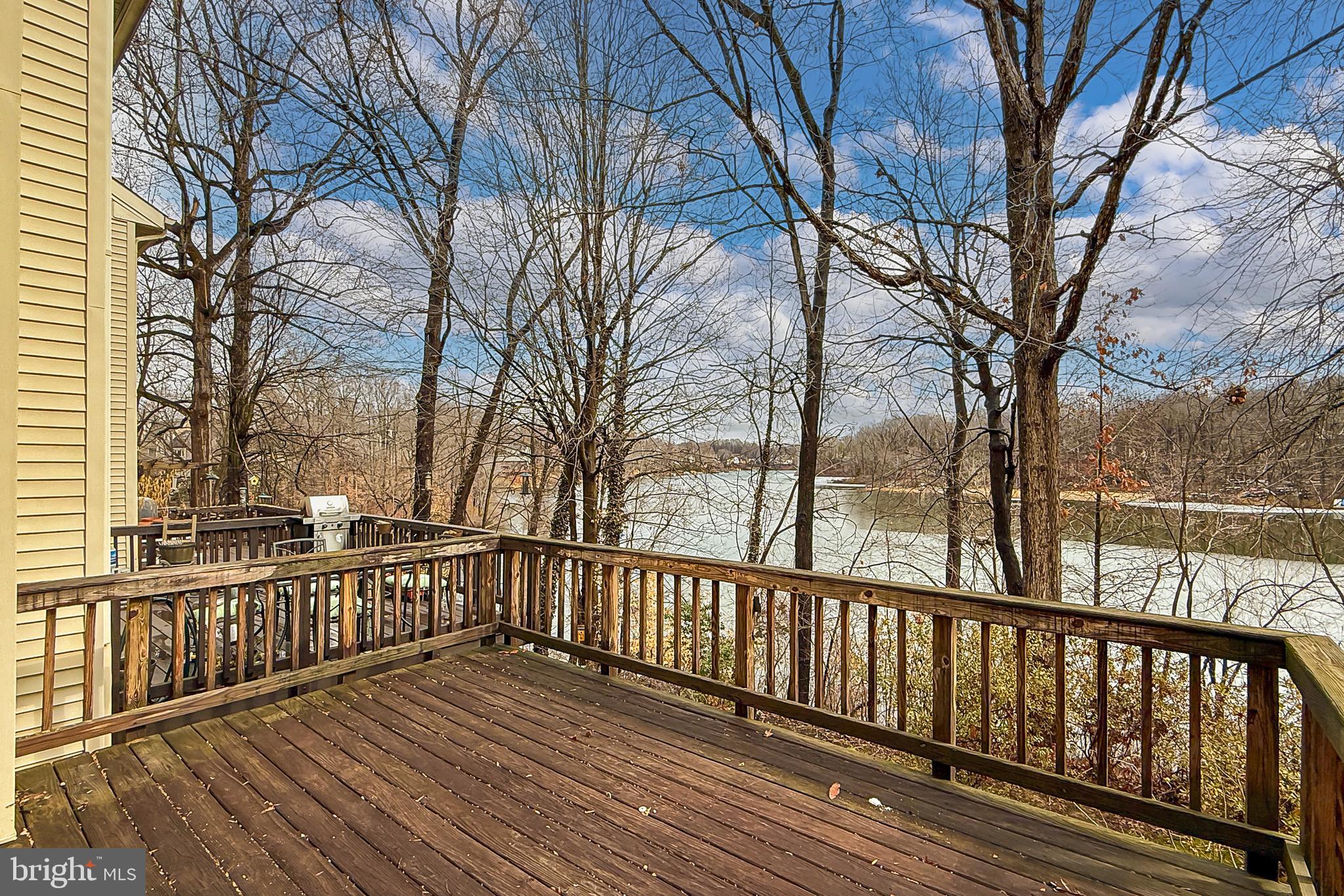 MONTCLAIR - Residential