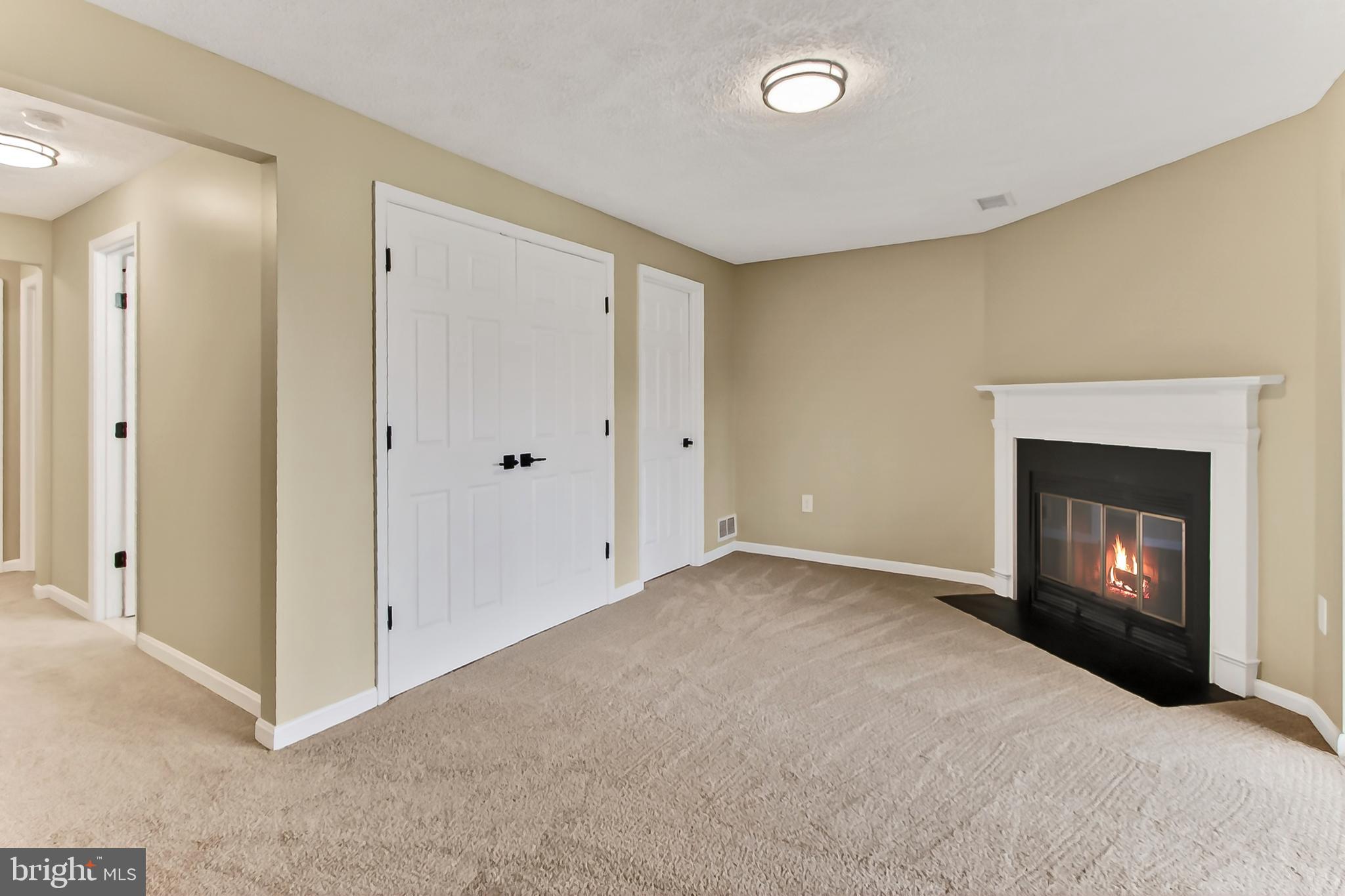 MONTCLAIR - Residential