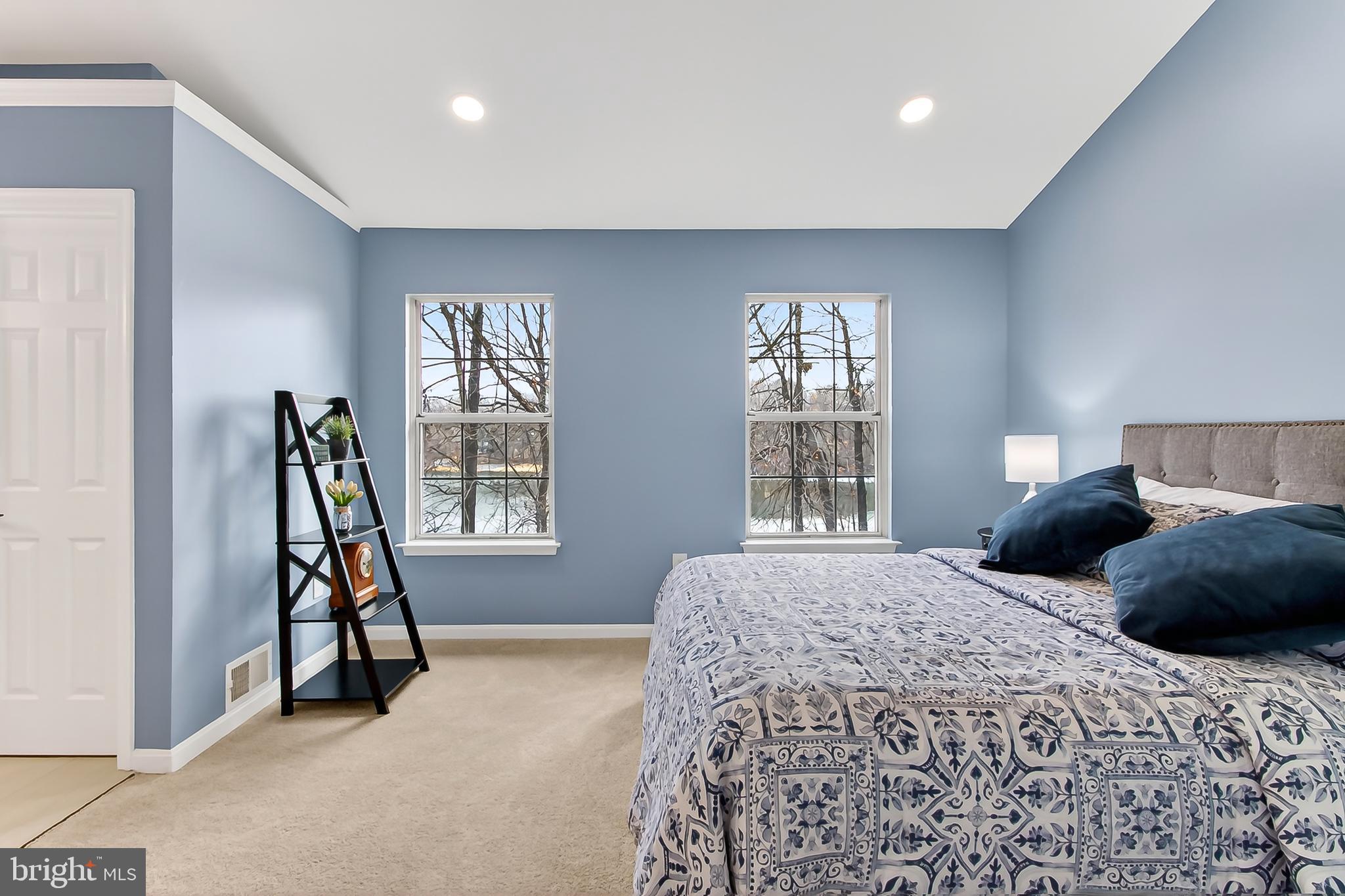 MONTCLAIR - Residential