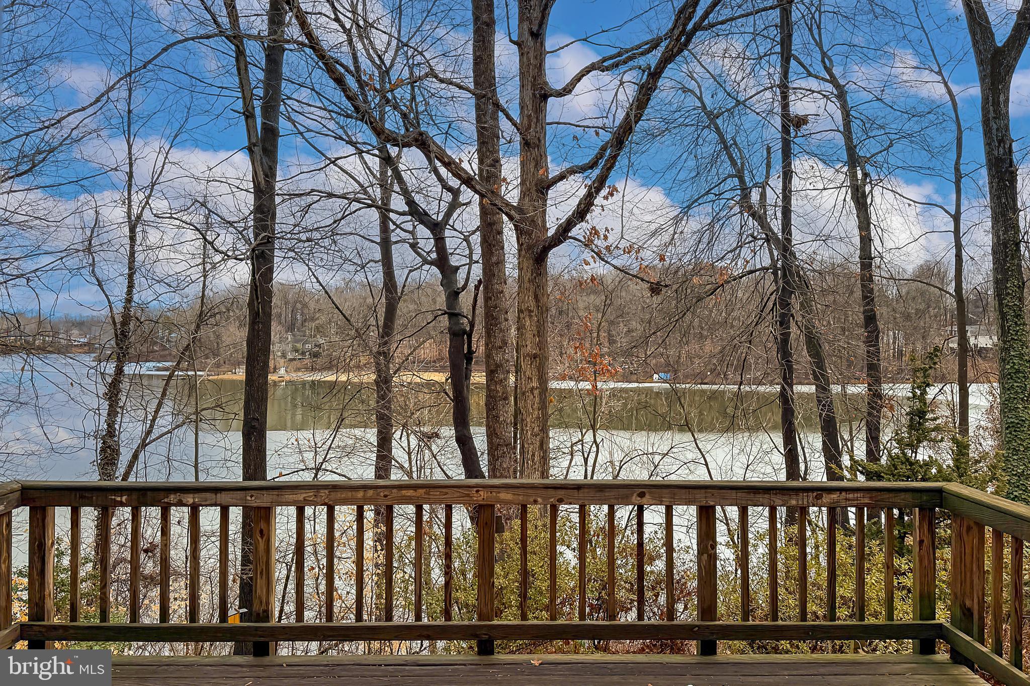 MONTCLAIR - Residential