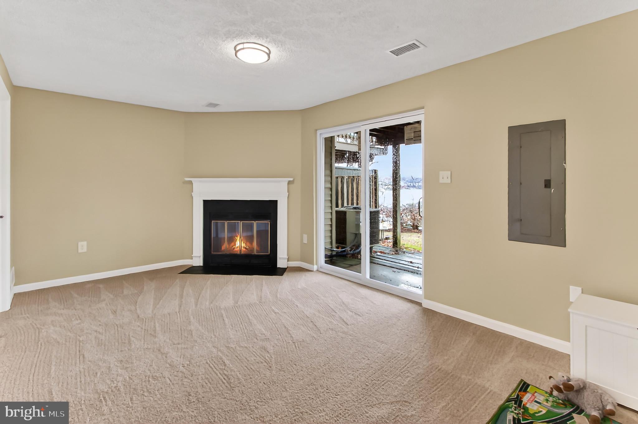 MONTCLAIR - Residential