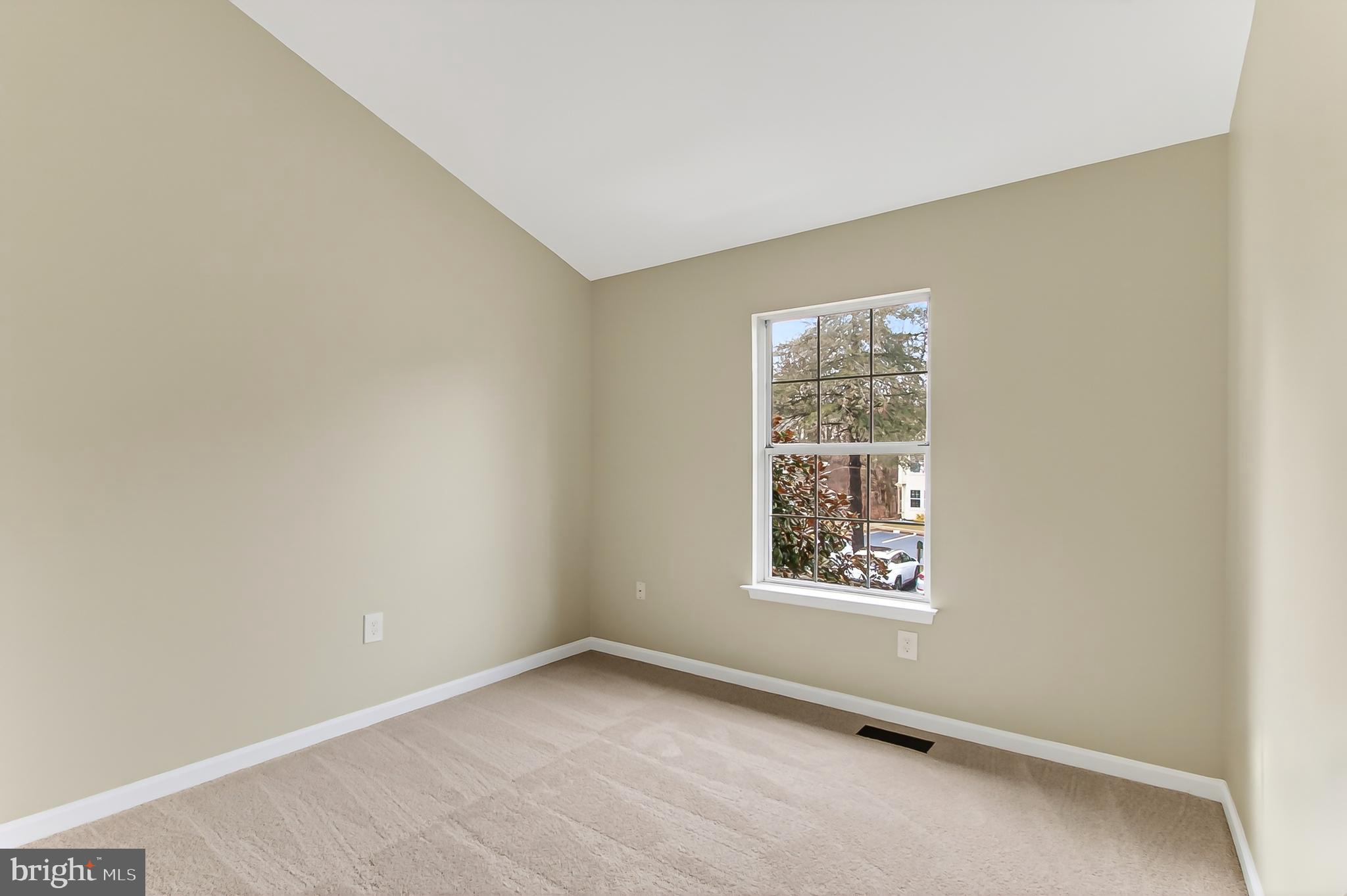 MONTCLAIR - Residential