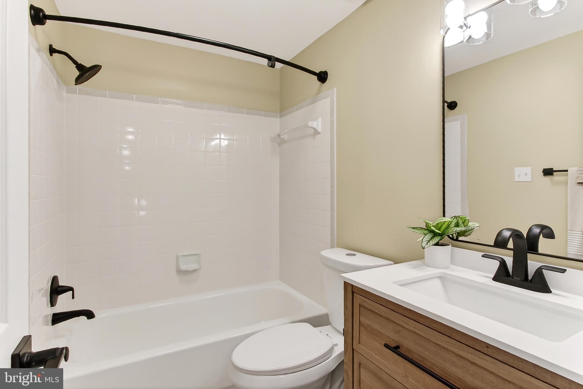 MONTCLAIR - Residential