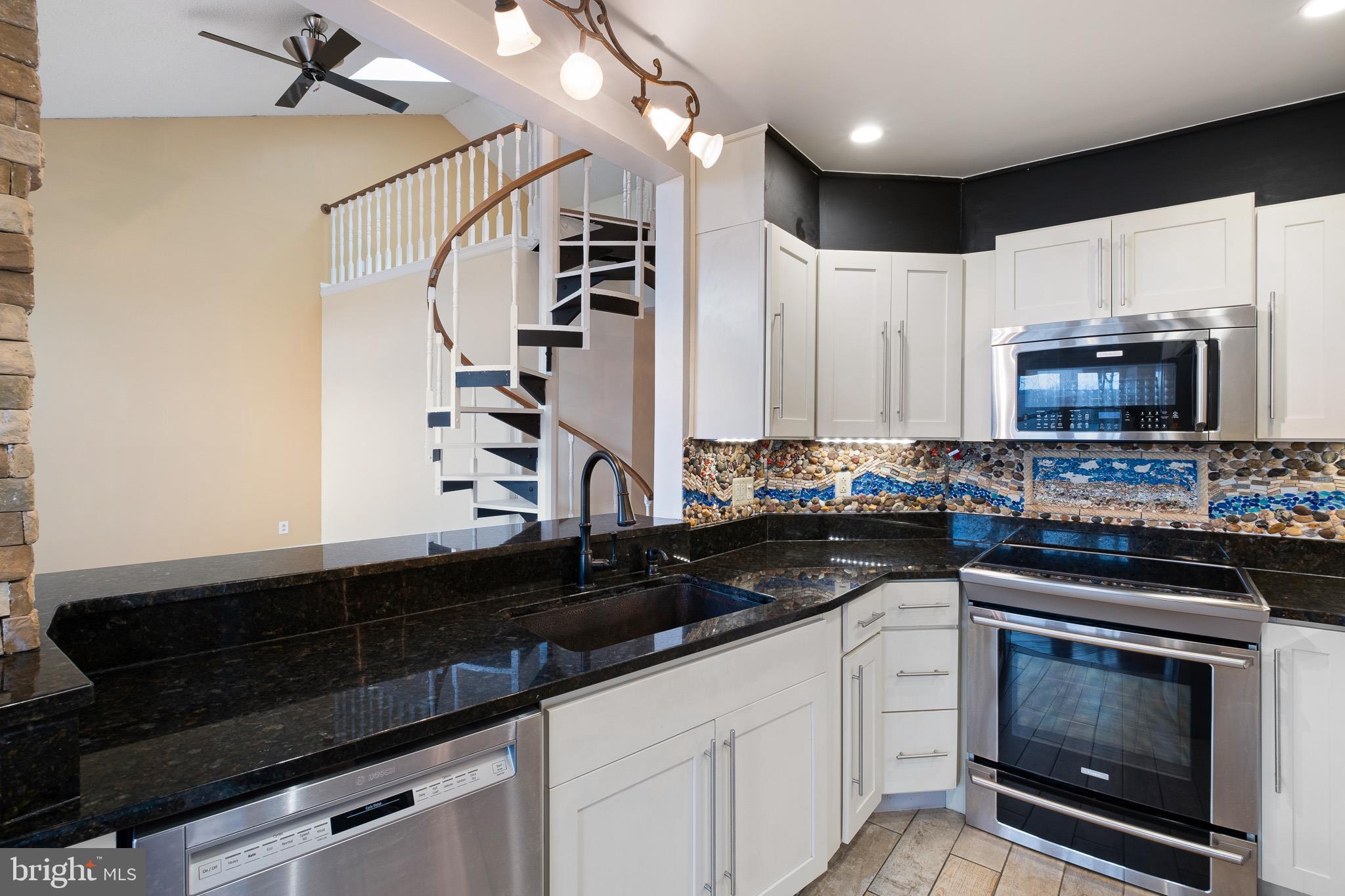 4611 BIRCH CIRCLE 132