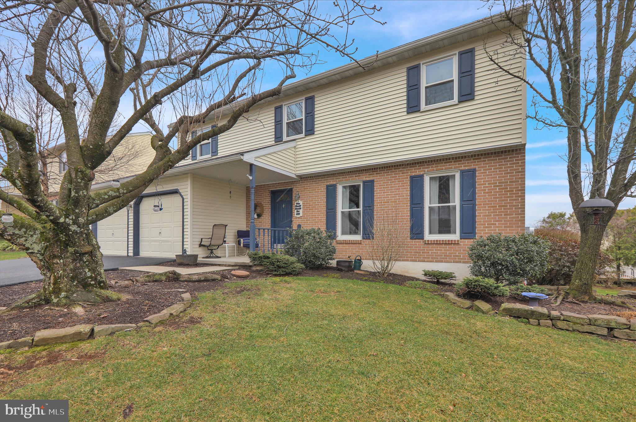 1860 S MOUNTAIN DRIVE