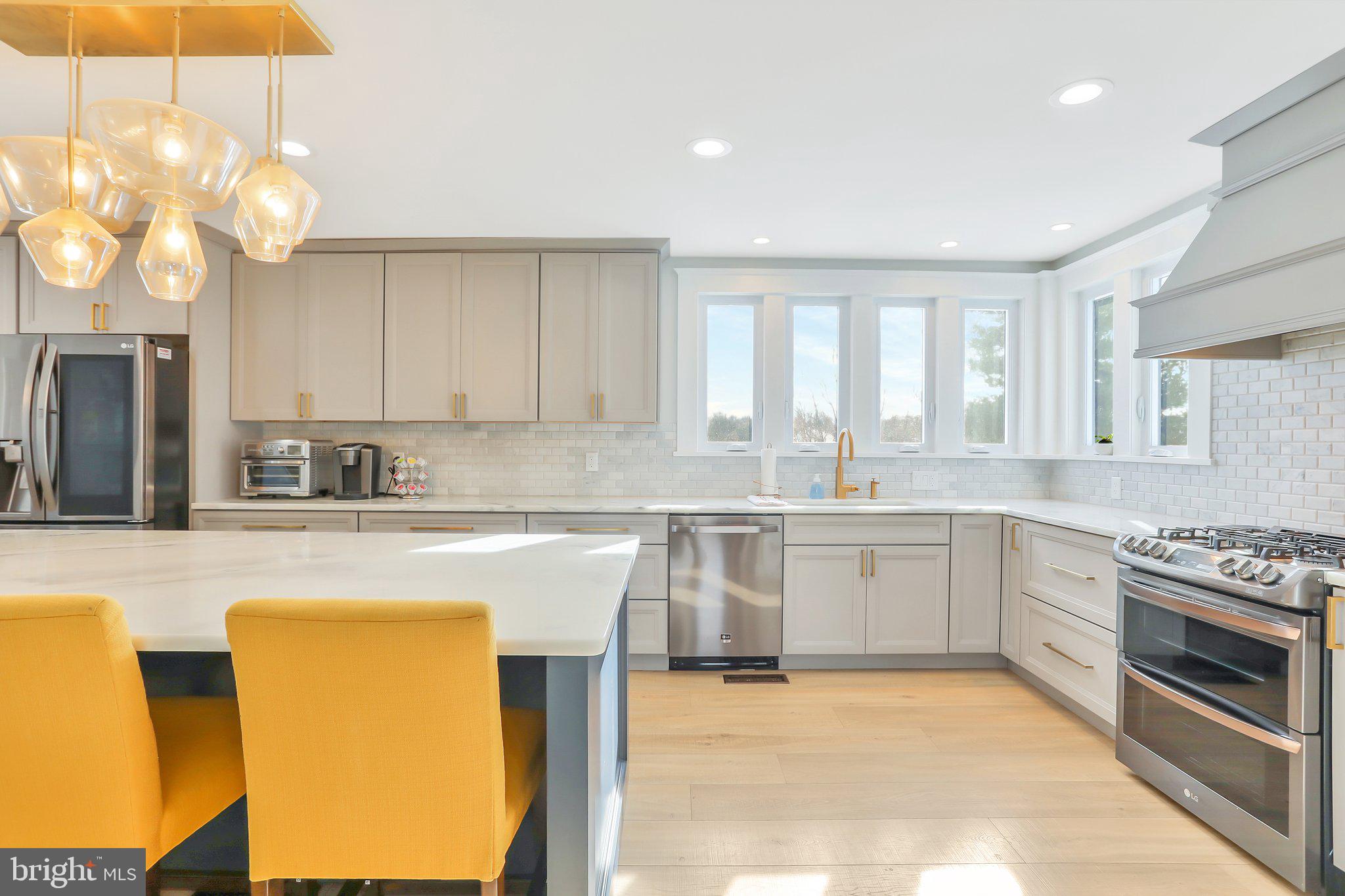 CLOVERDALE HEIGHTS - Residential