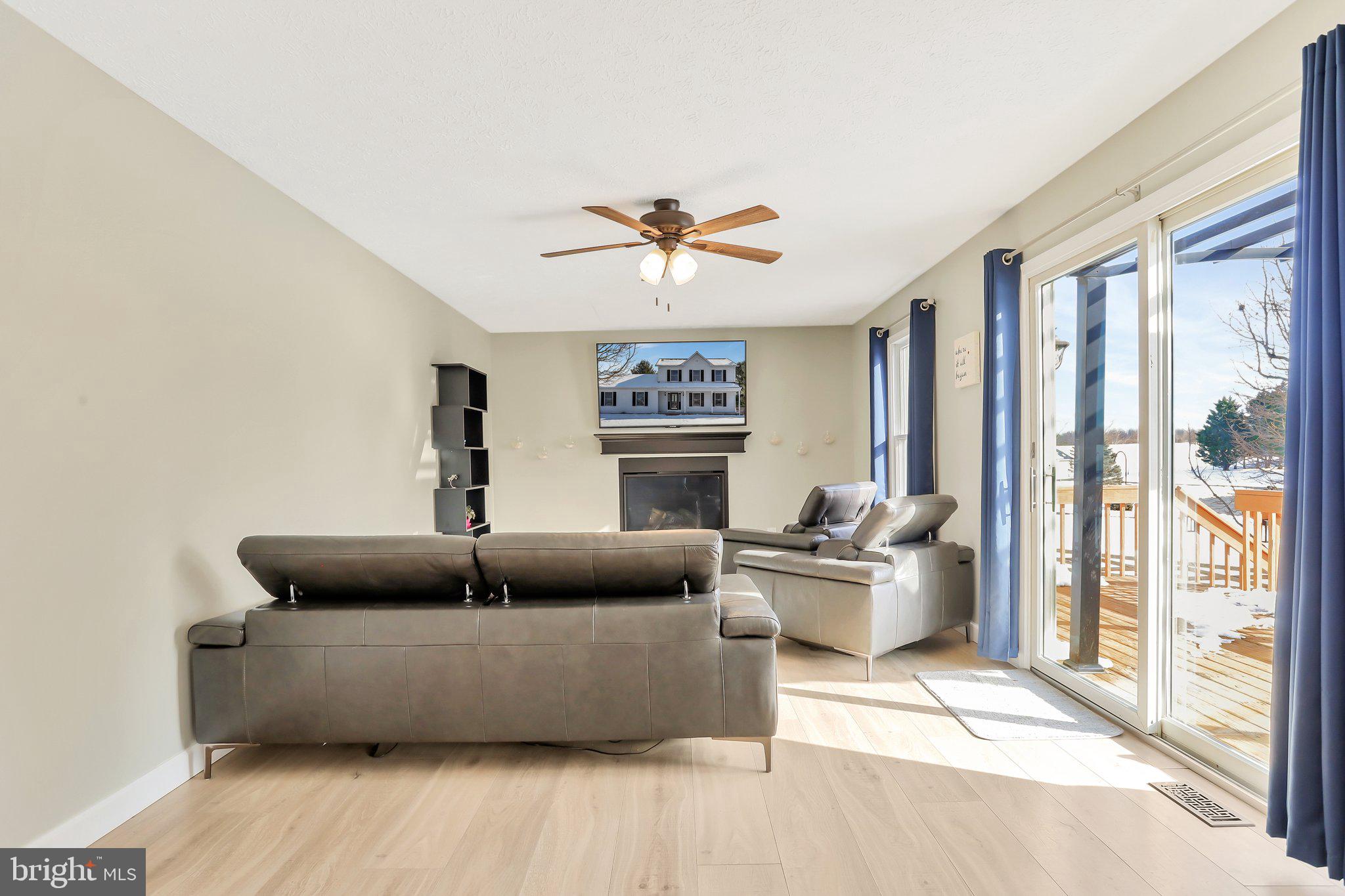 CLOVERDALE HEIGHTS - Residential