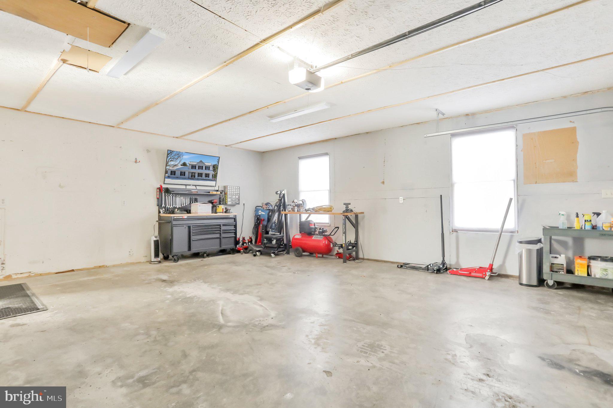 CLOVERDALE HEIGHTS - Residential