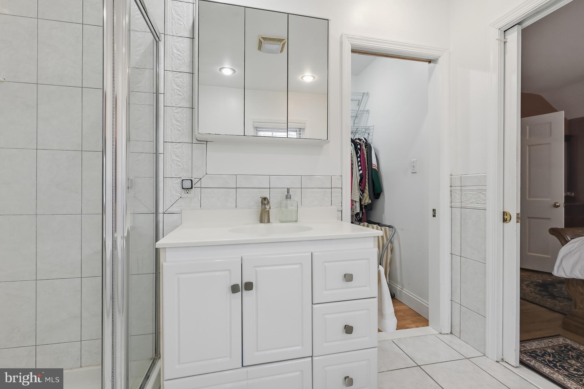 ALAPOCAS - Residential