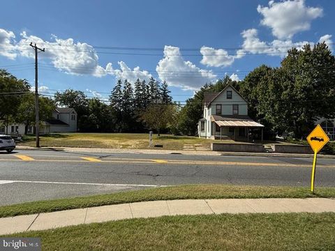 211 E LAUREL ROAD STRATFORD NJ 08084