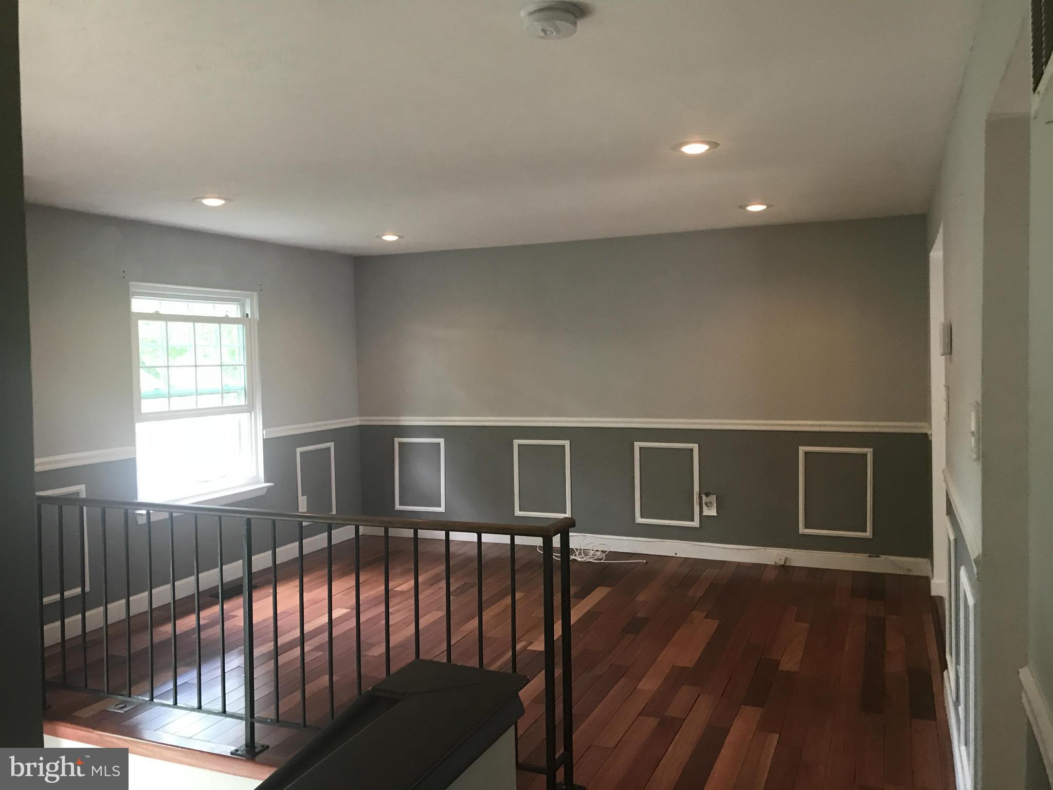 RIDGEFIELD - Residential