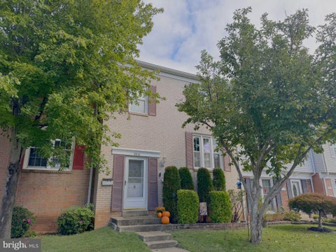 Photo of 9510 Covington Place, MANASSAS, VA 20109 (MLS # VAPW2132326)