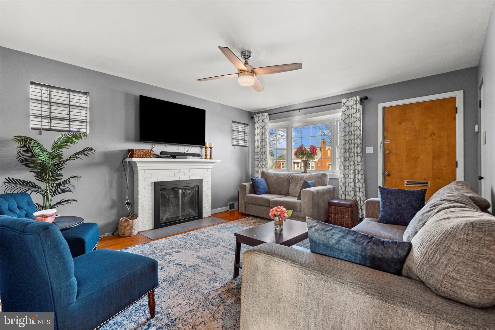 4927 VIRGINIA AVENUE