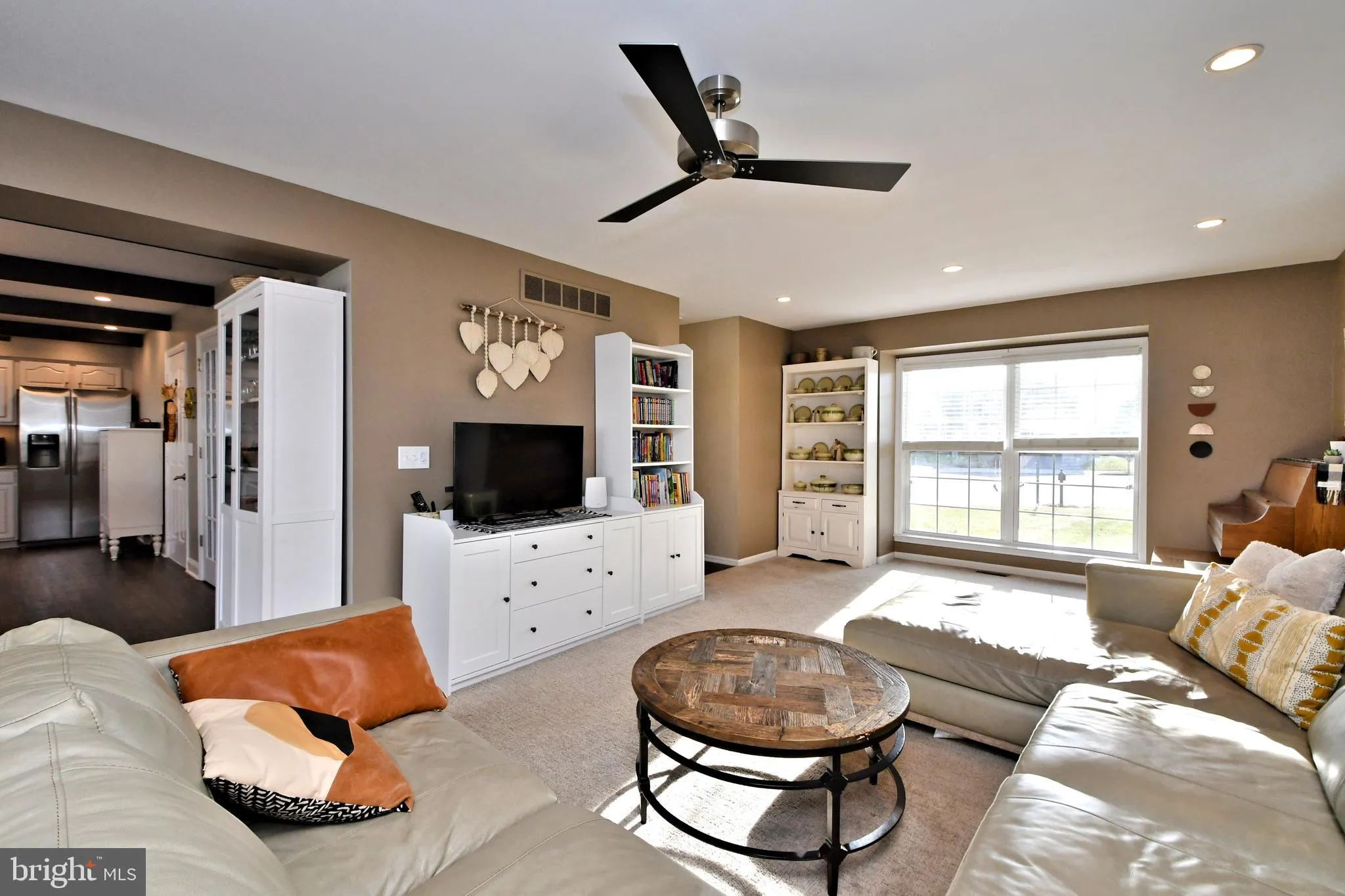 Telford, Pennsylvania 18969, United States, 3 Bedrooms Bedrooms, ,3 BathroomsBathrooms,Residential,Pending,28336