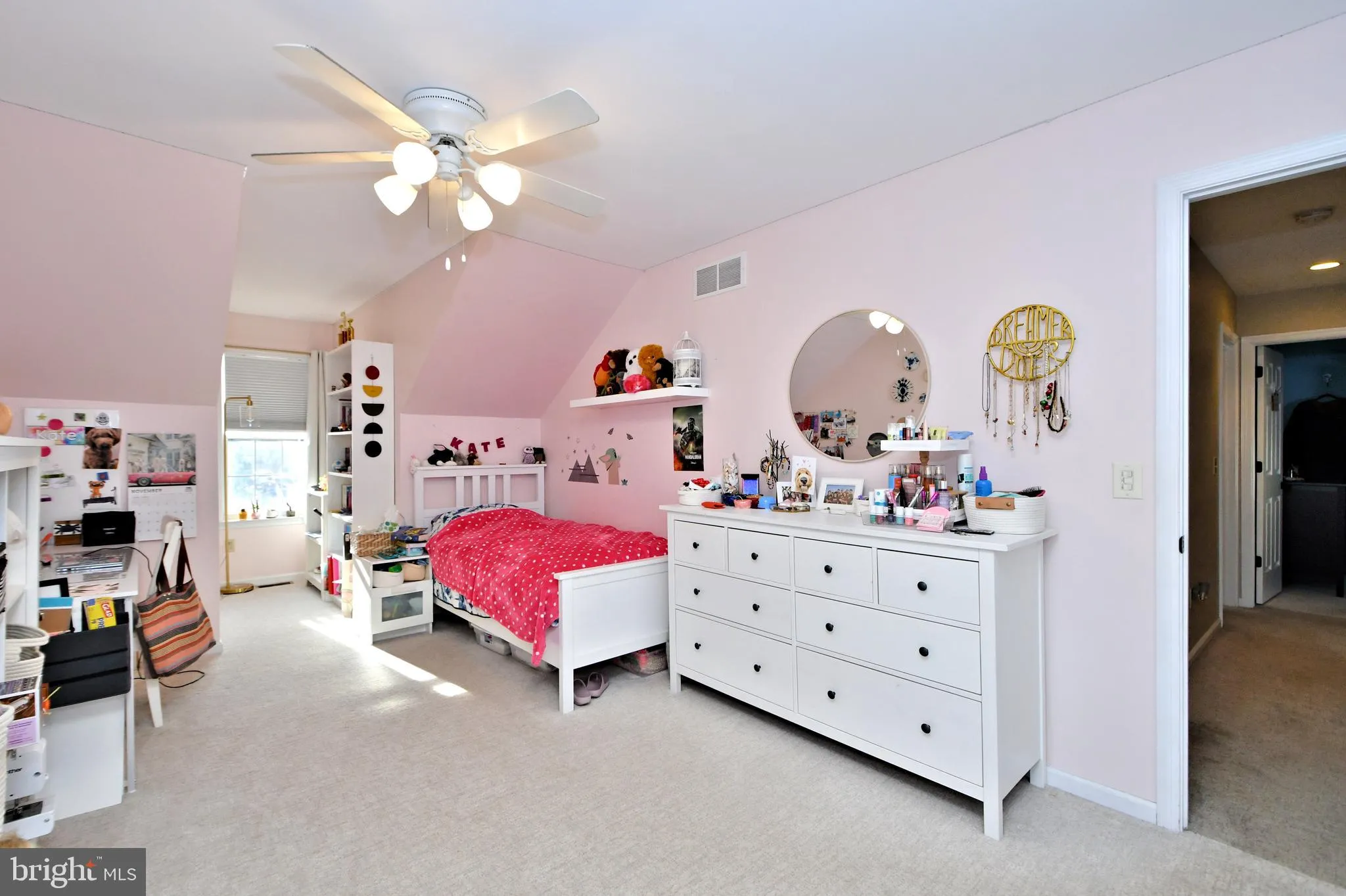 Telford, Pennsylvania 18969, United States, 3 Bedrooms Bedrooms, ,3 BathroomsBathrooms,Residential,Pending,28336