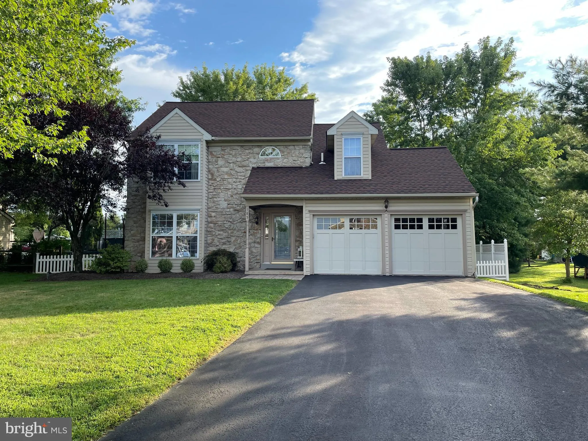 Telford, Pennsylvania 18969, United States, 3 Bedrooms Bedrooms, ,3 BathroomsBathrooms,Residential,Pending,28336