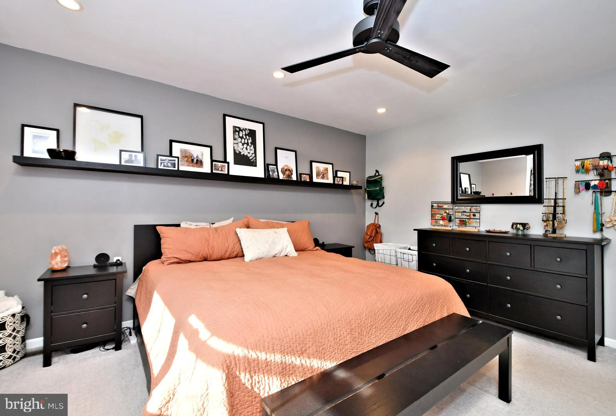 Telford, Pennsylvania 18969, United States, 3 Bedrooms Bedrooms, ,3 BathroomsBathrooms,Residential,Pending,28336