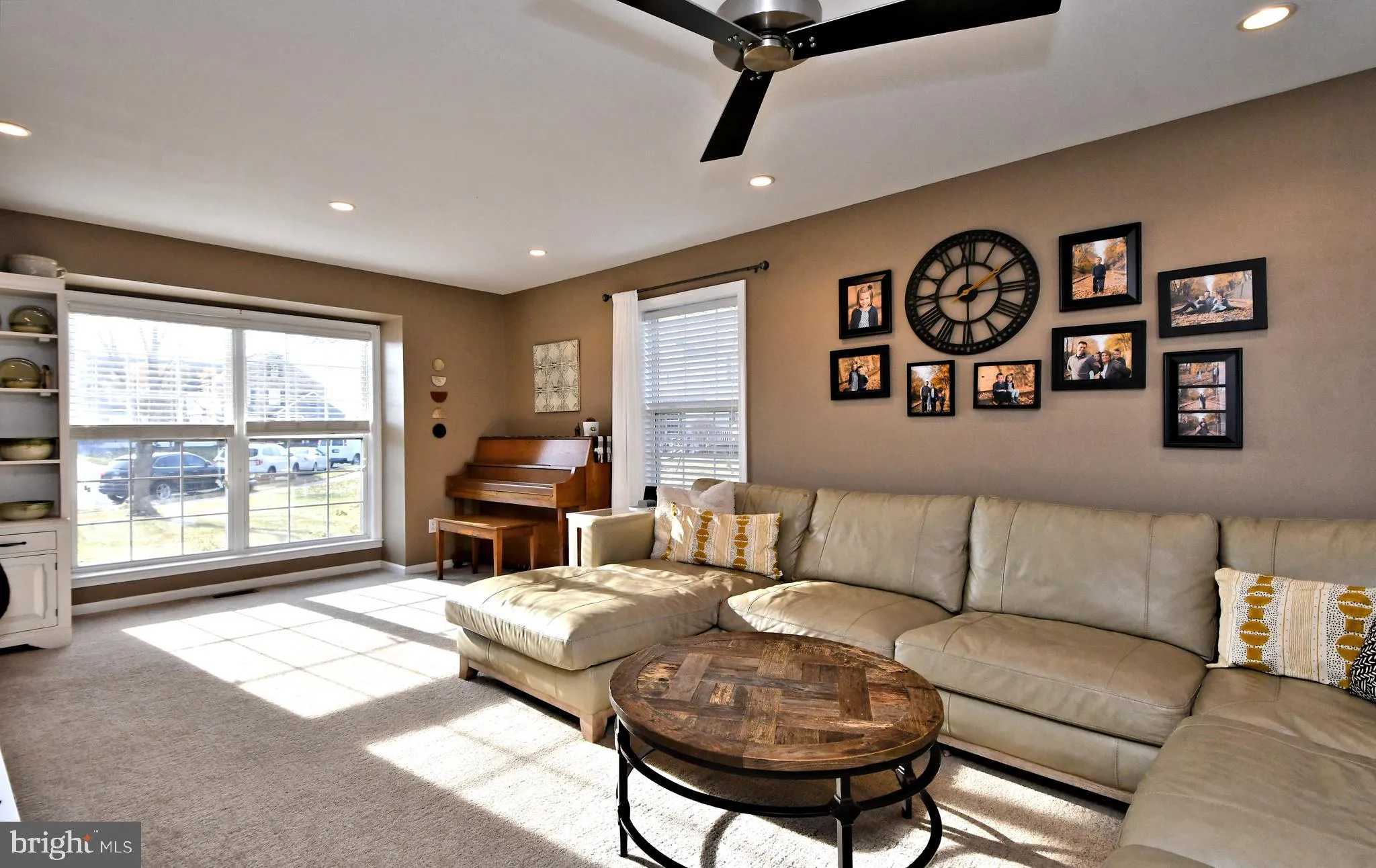 Telford, Pennsylvania 18969, United States, 3 Bedrooms Bedrooms, ,3 BathroomsBathrooms,Residential,Pending,28336