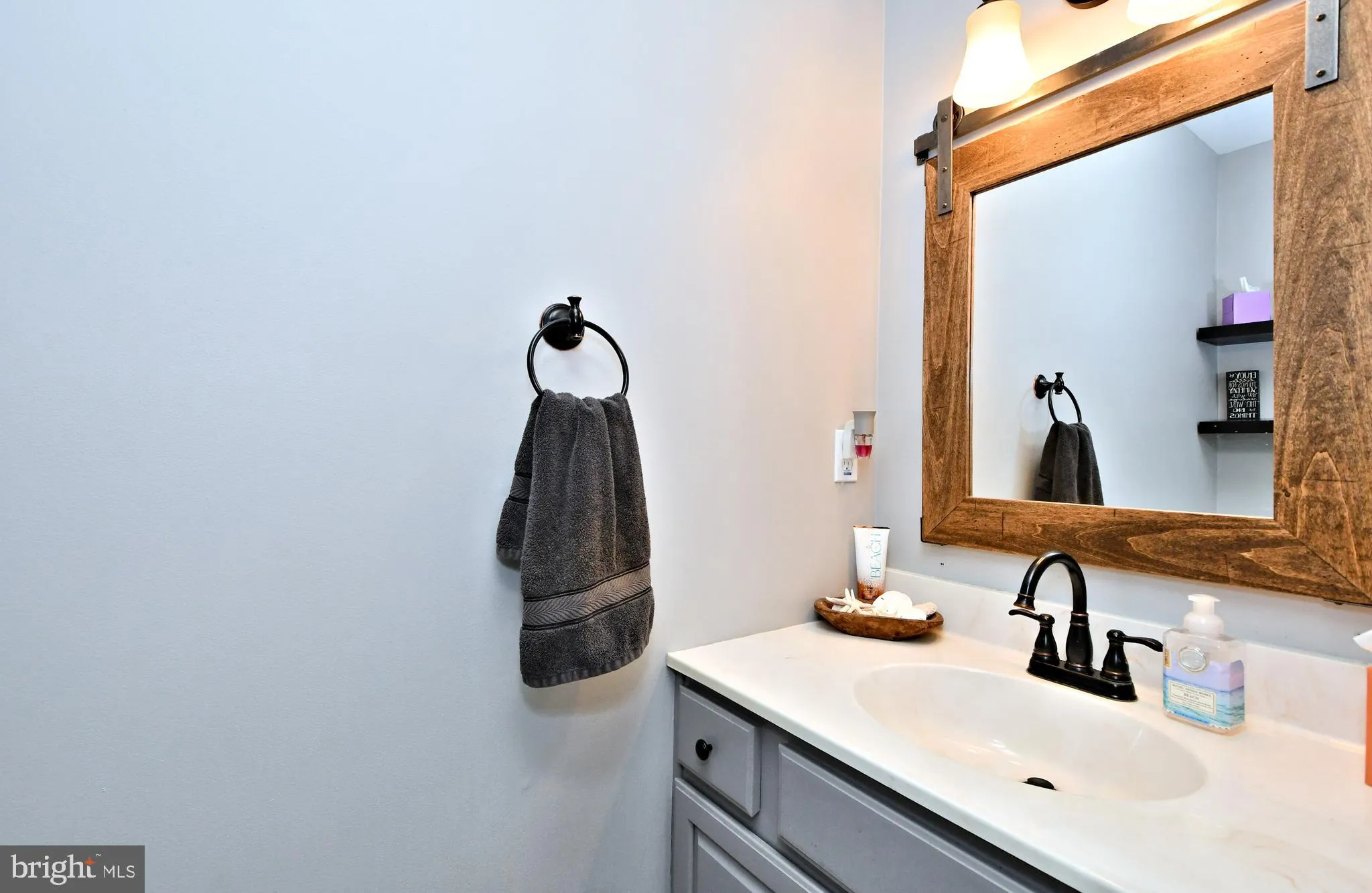 Telford, Pennsylvania 18969, United States, 3 Bedrooms Bedrooms, ,3 BathroomsBathrooms,Residential,Pending,28336