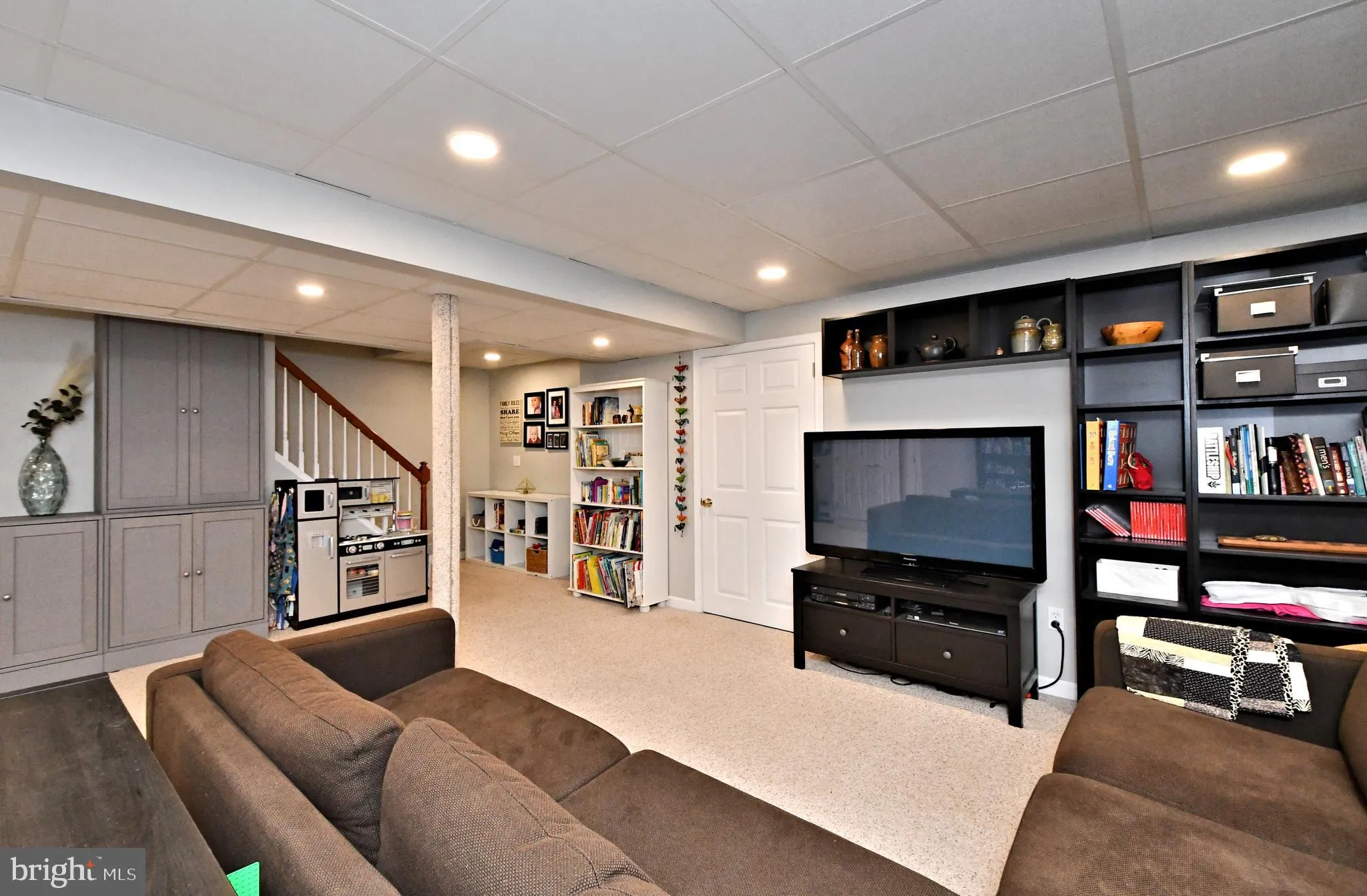 Telford, Pennsylvania 18969, United States, 3 Bedrooms Bedrooms, ,3 BathroomsBathrooms,Residential,Pending,28336