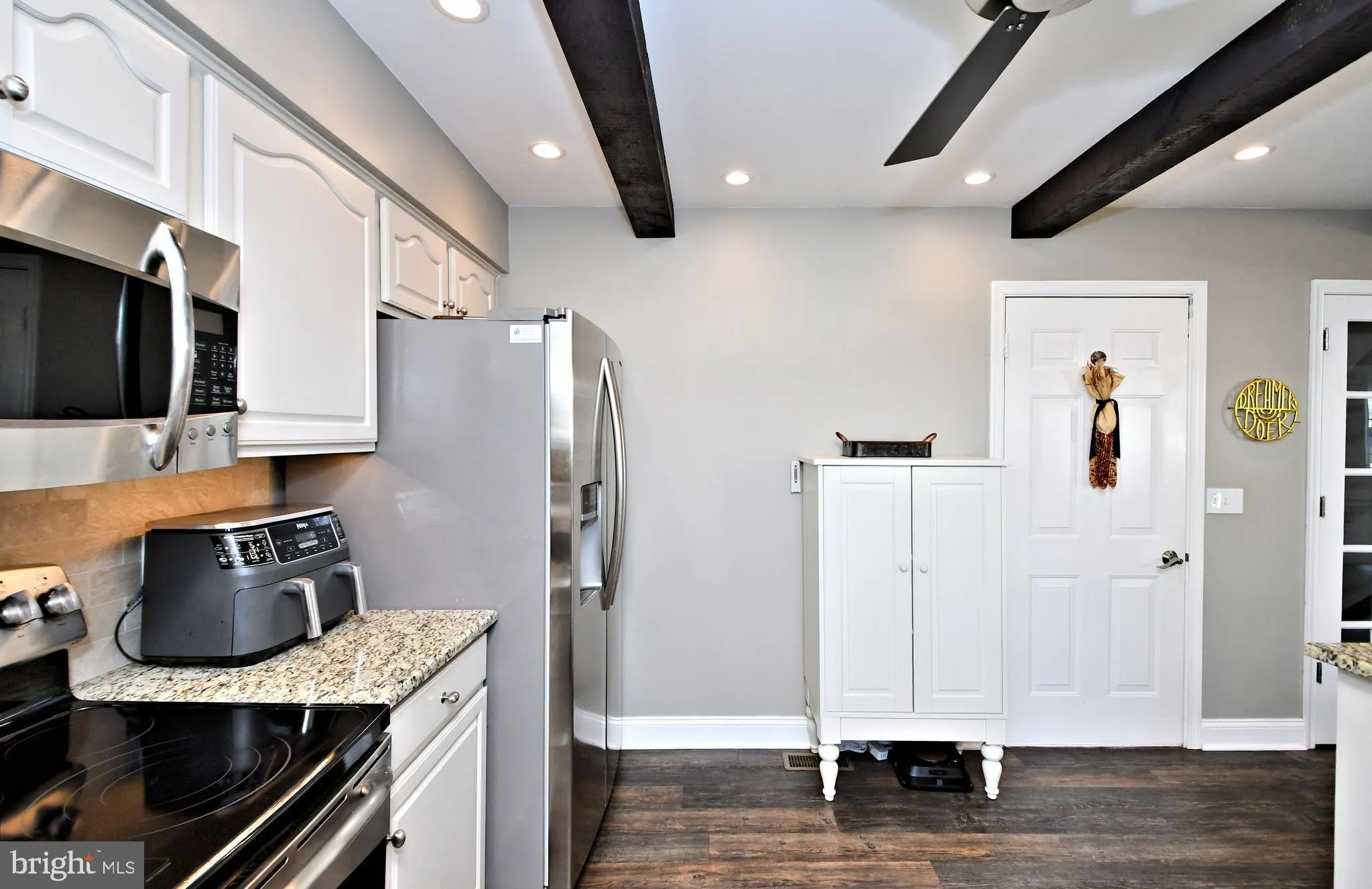 Telford, Pennsylvania 18969, United States, 3 Bedrooms Bedrooms, ,3 BathroomsBathrooms,Residential,Pending,28336