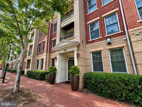Photo of 1115 Cameron Street #315, ALEXANDRIA, VA 22314 (MLS # VAAX2060366)