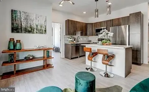 421 S Broadway Unit 403, Baltimore, MD MLS: MDBA2161458