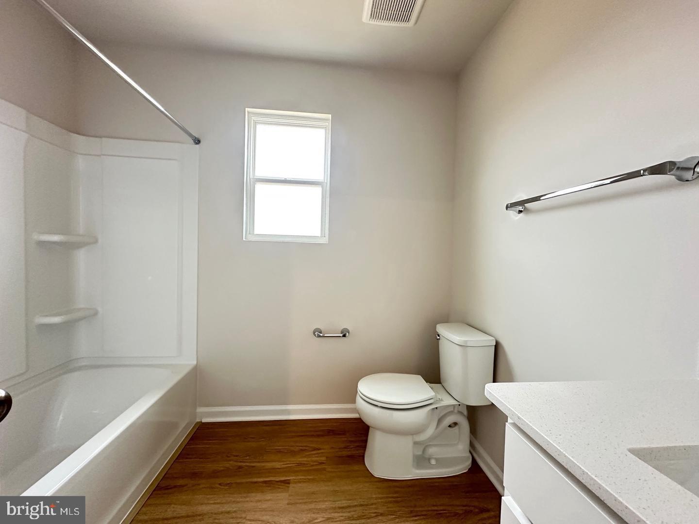 STONE SPRING - Residential Lease