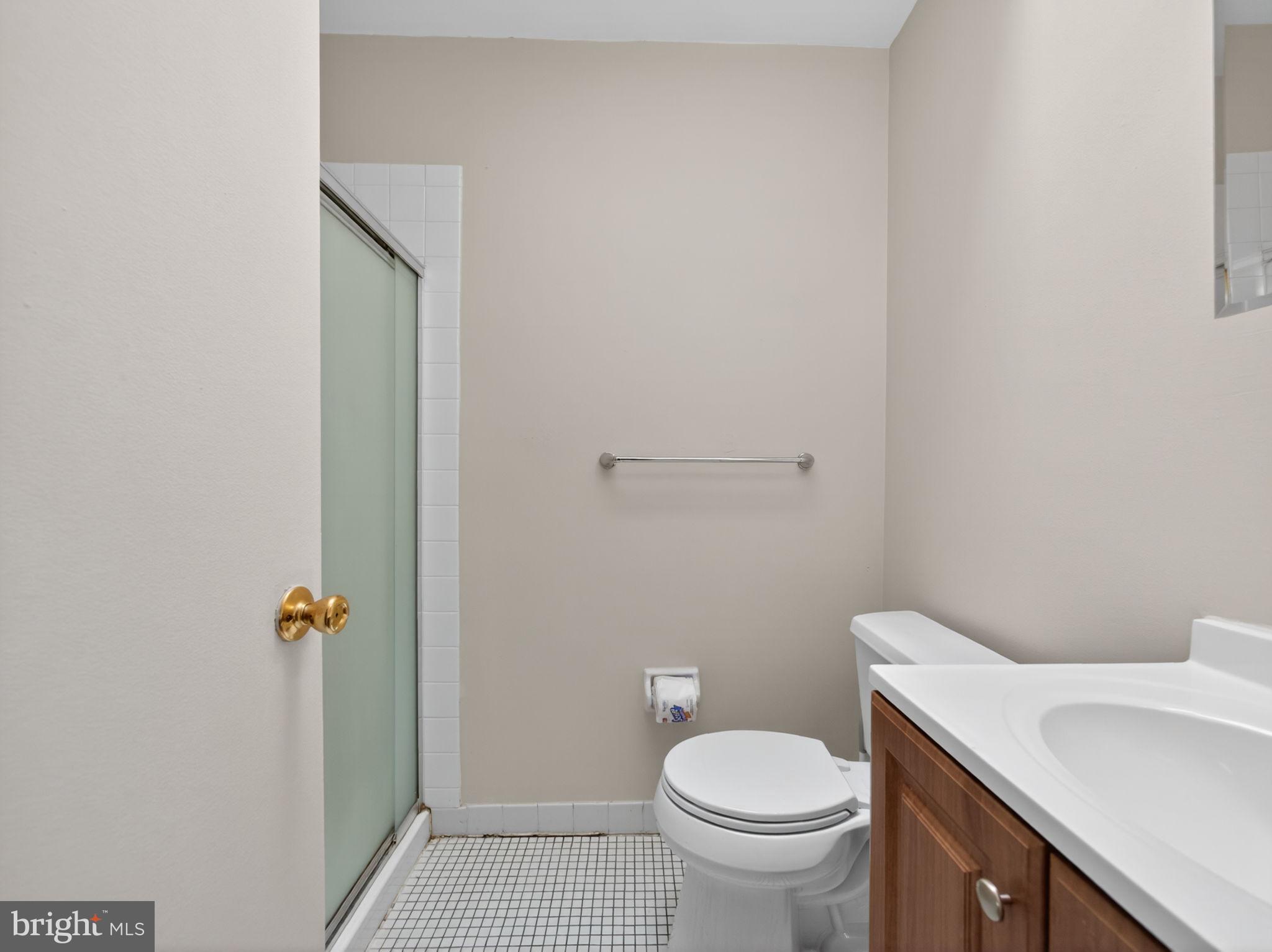 QUAKER GREEN - Residential