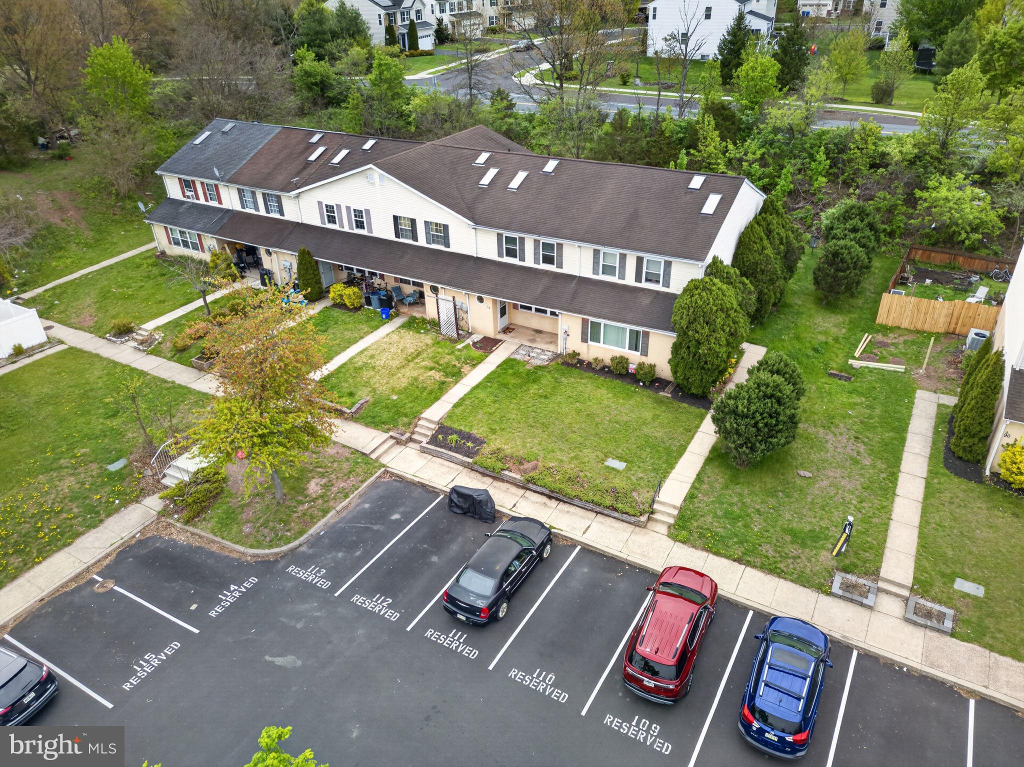 QUAKER GREEN - Residential