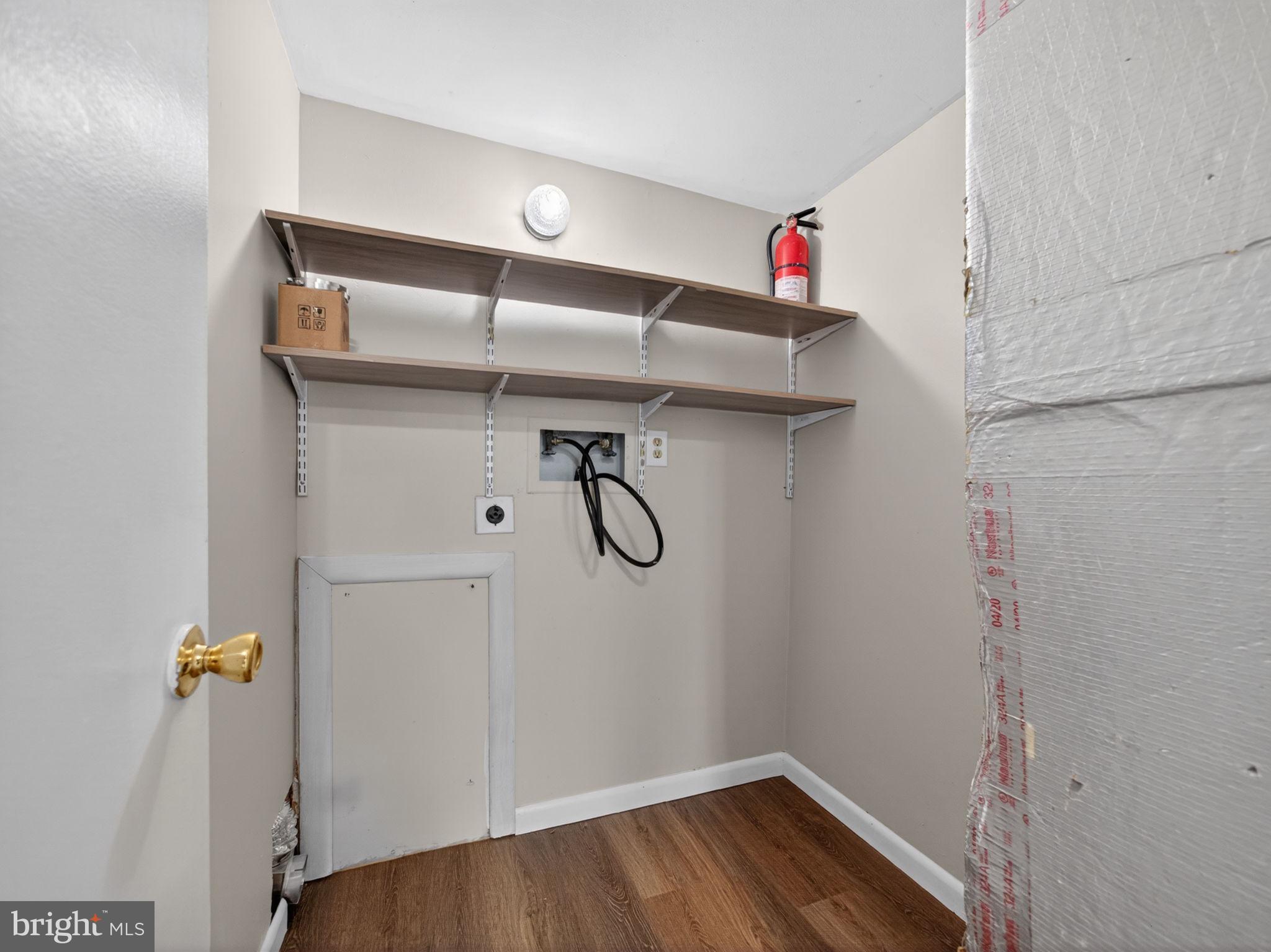 QUAKER GREEN - Residential