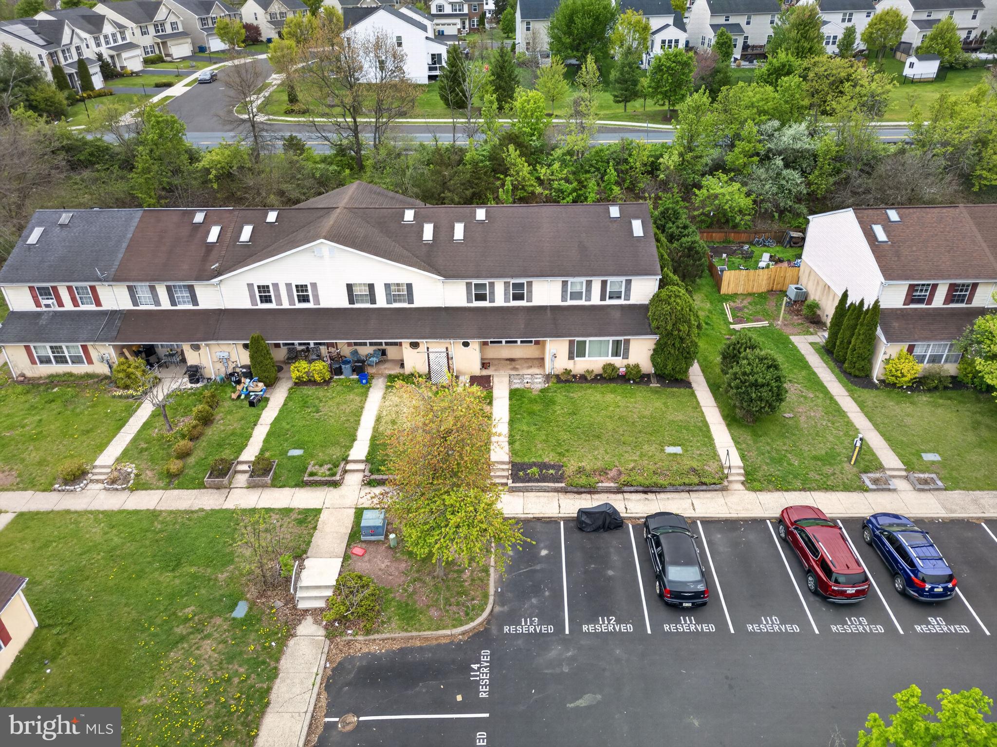 QUAKER GREEN - Residential