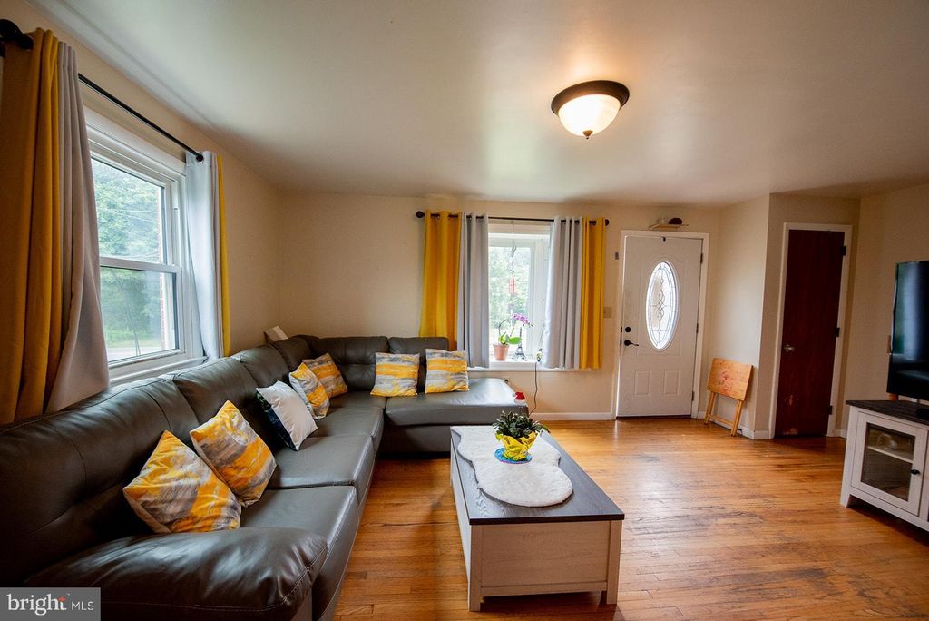 Photo of 1325 Wabank Road, Lancaster, PA 17603 (MLS # PALA2051878)