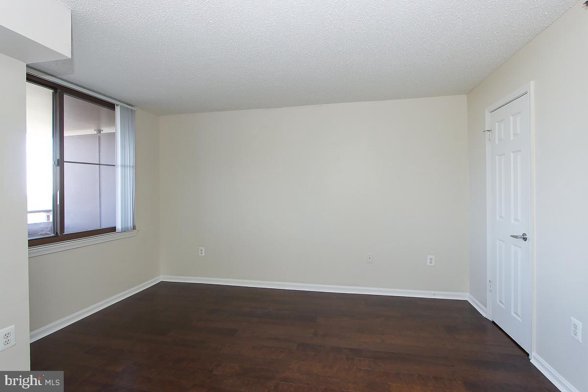 GROSVENOR PARK - Residential Lease