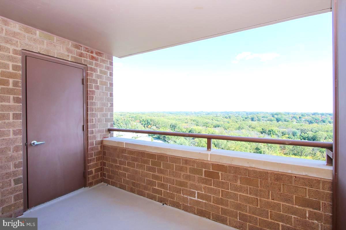 GROSVENOR PARK - Residential Lease