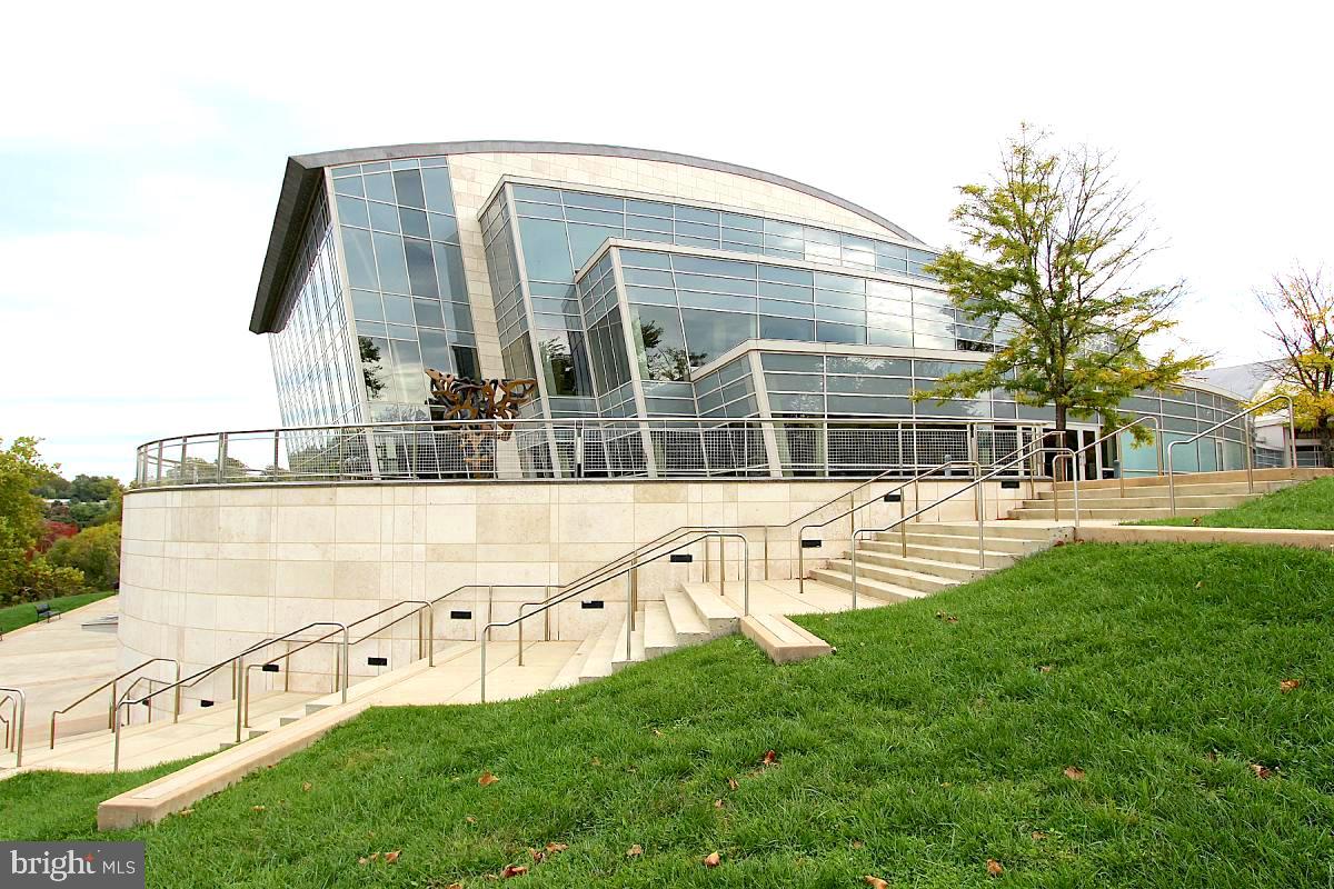 GROSVENOR PARK - Residential Lease