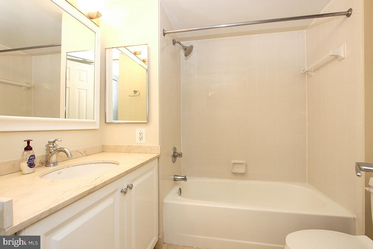 GROSVENOR PARK - Residential Lease