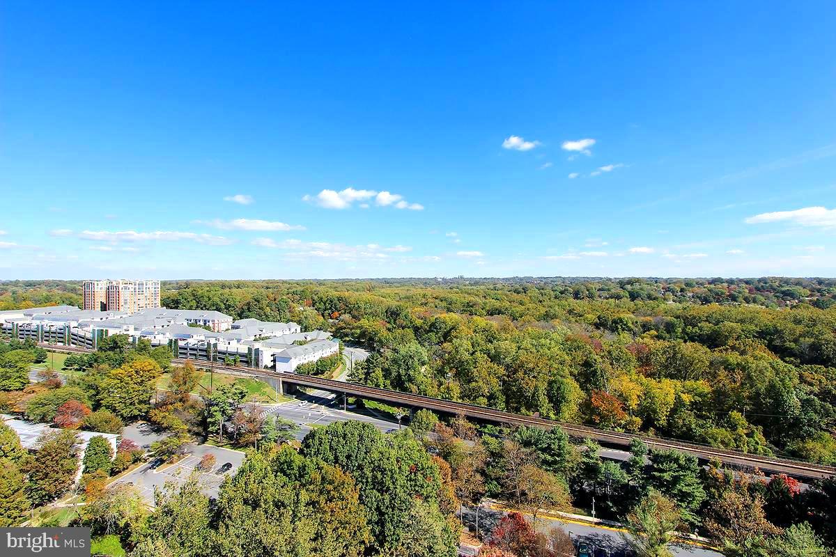 GROSVENOR PARK - Residential Lease