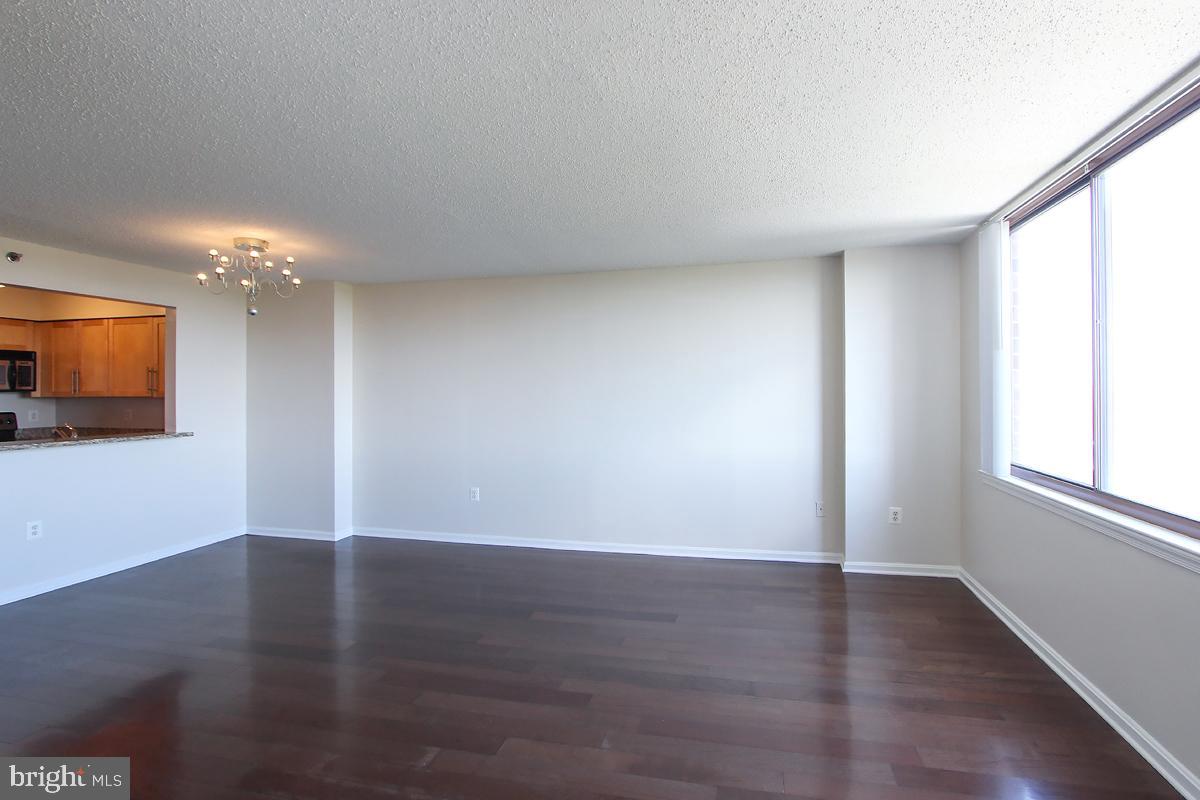 GROSVENOR PARK - Residential Lease