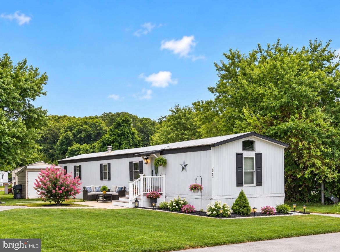 334 HOSTETTER BOULEVARD 334