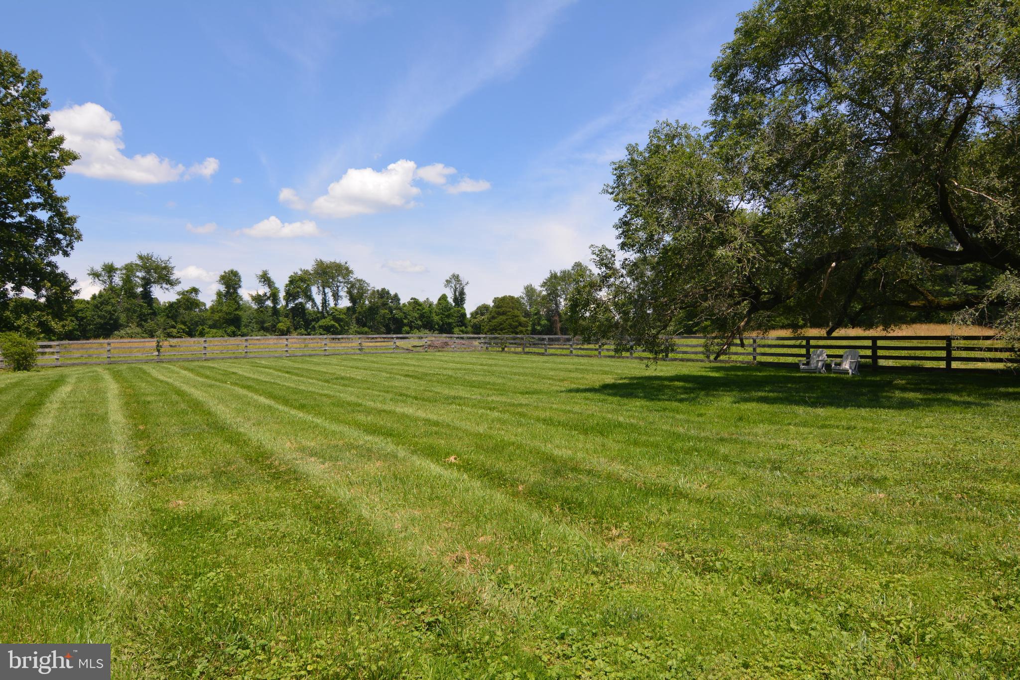 6592 SMITTEN FARM LANE
